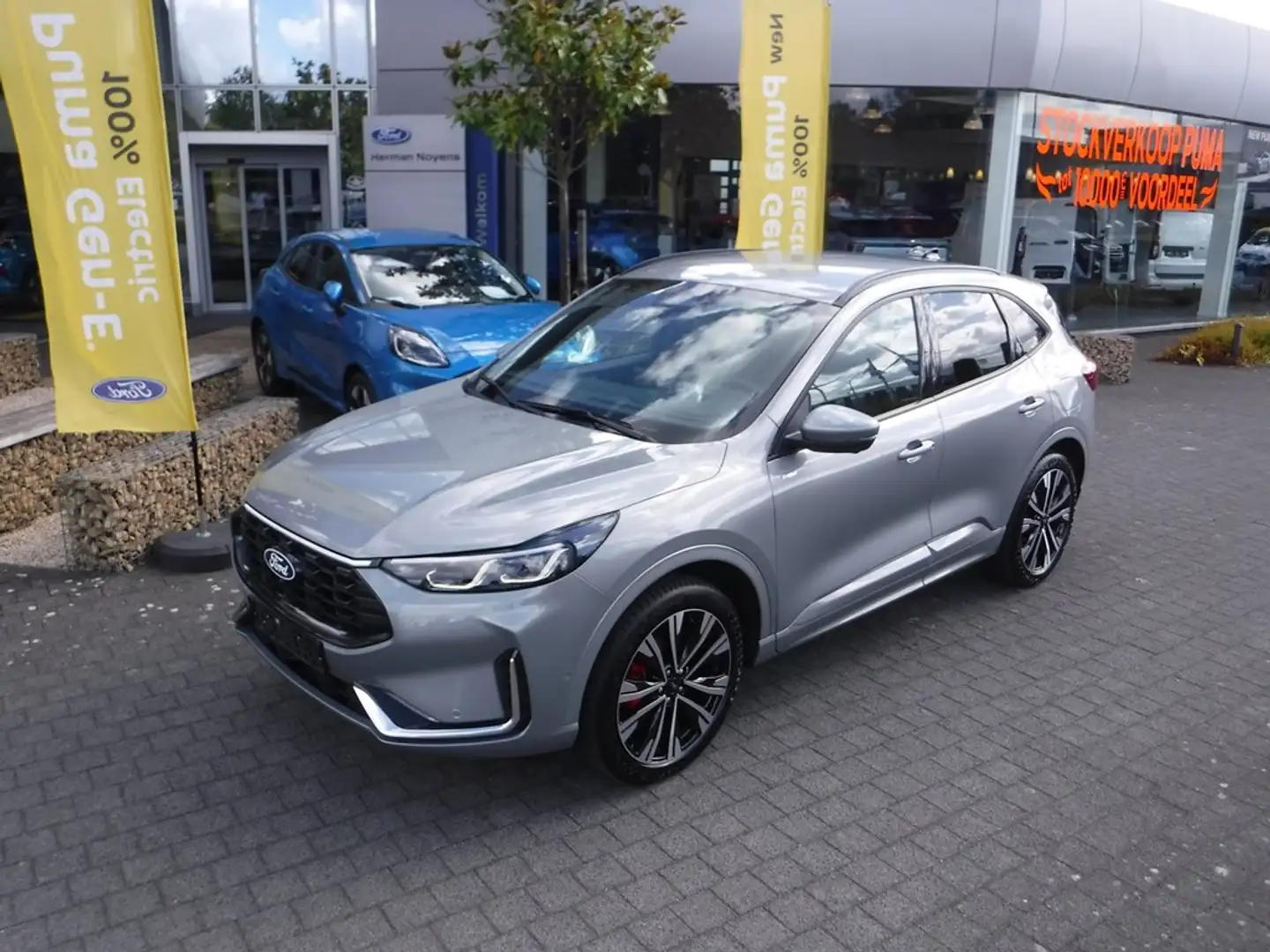 Ford Kuga ST lin X Silber - 2