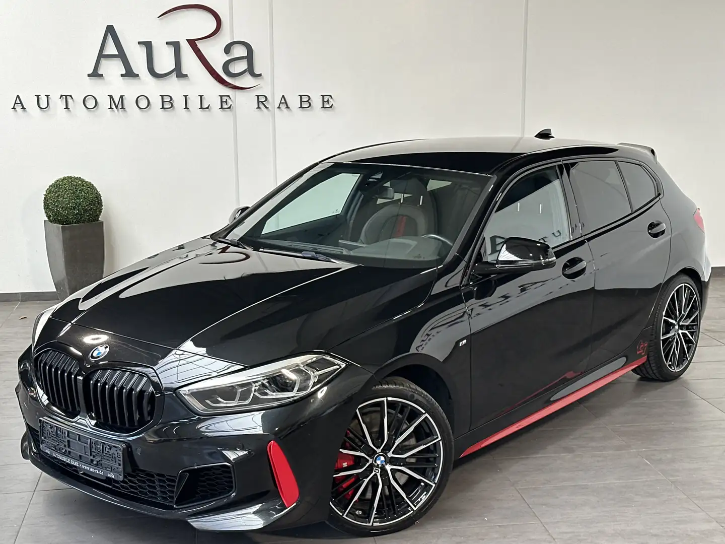 BMW 128 5-Türer Sport-Aut NAV+LED+HIFI+19ZO+SHZ+VC Fekete - 1