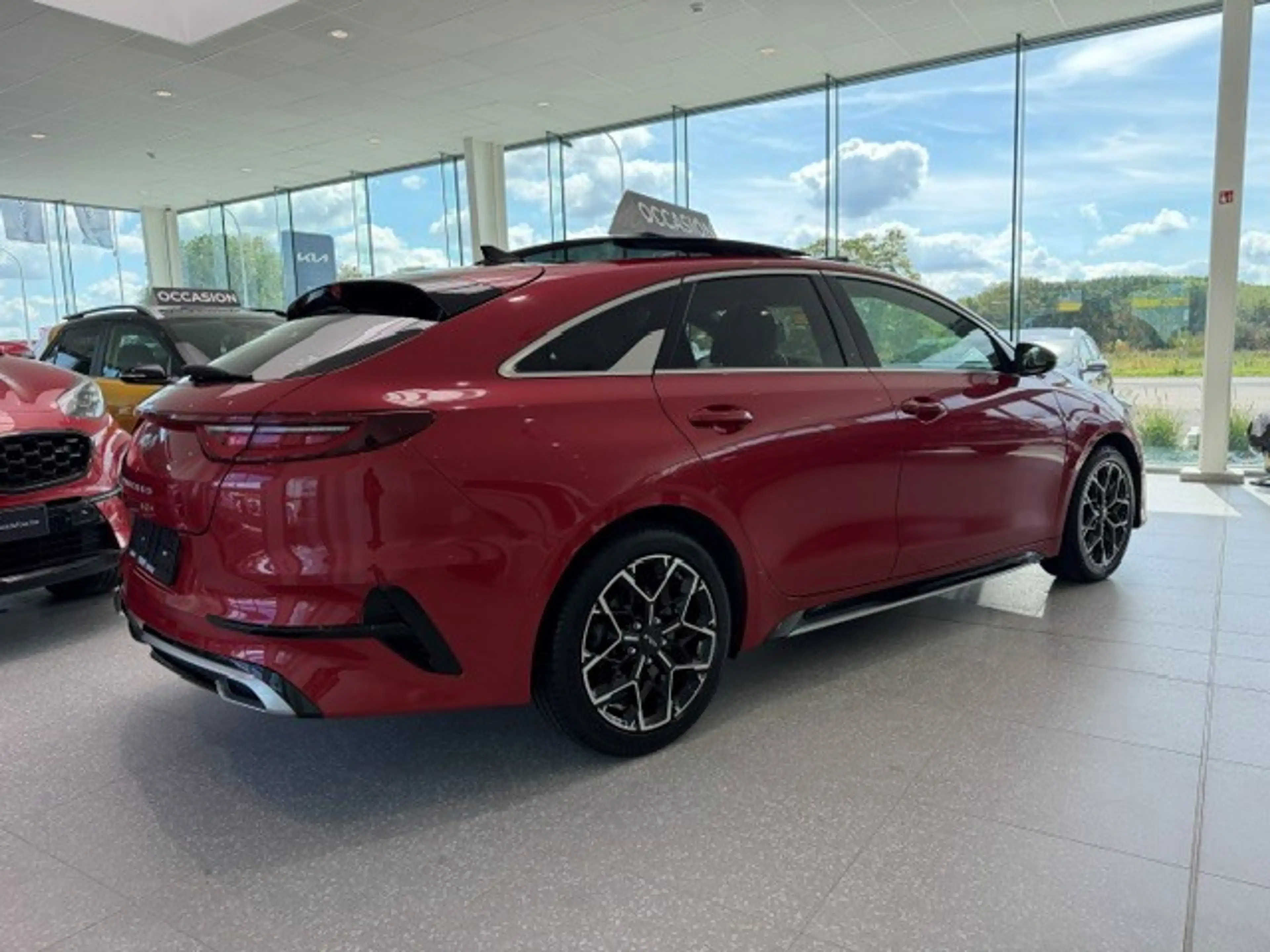 Kia ProCeed / pro_cee'd 1.5 T 160 ch Gtline — photo 6