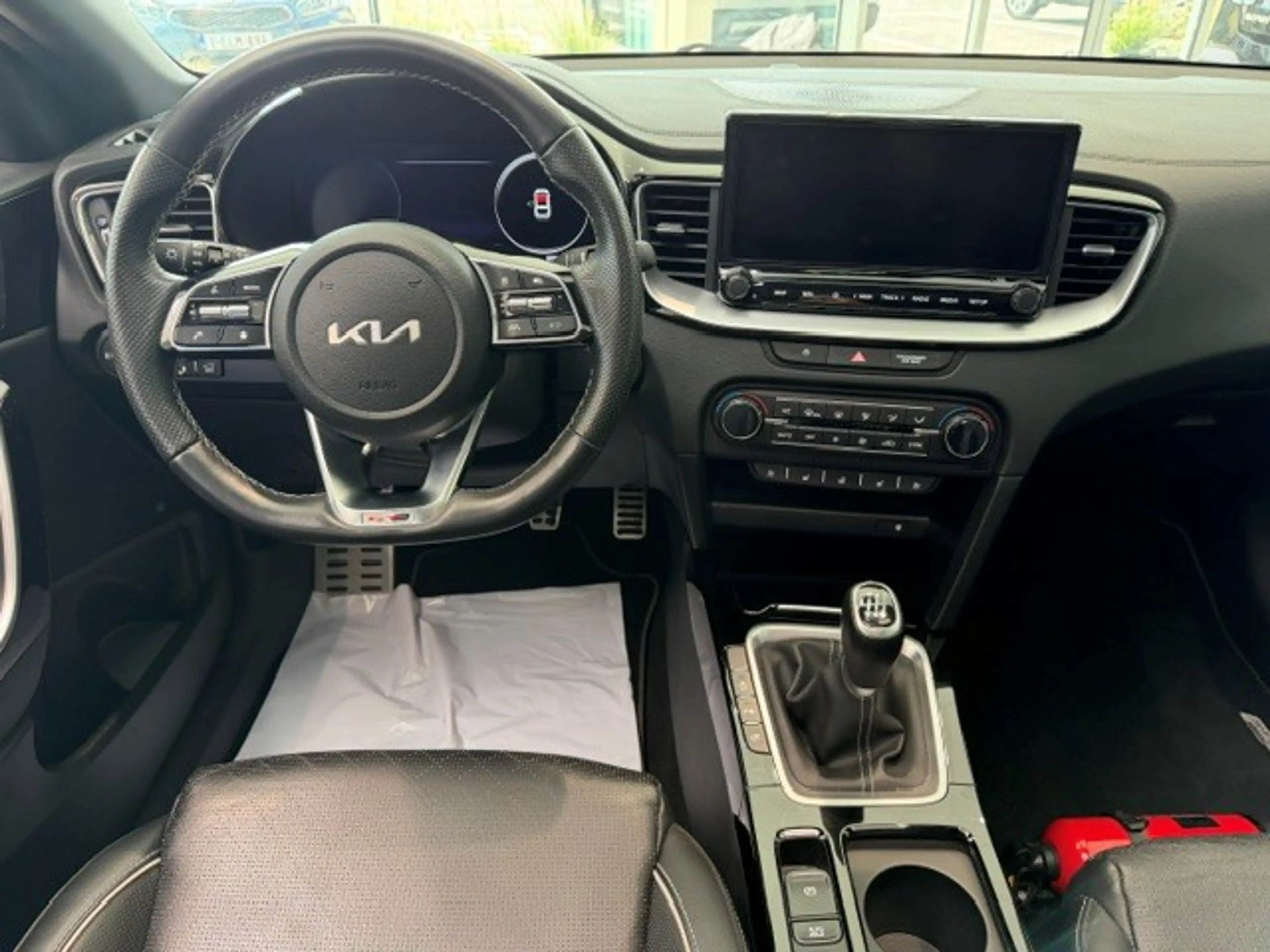 Kia ProCeed / pro_cee'd 1.5 T 160 ch Gtline — photo 10