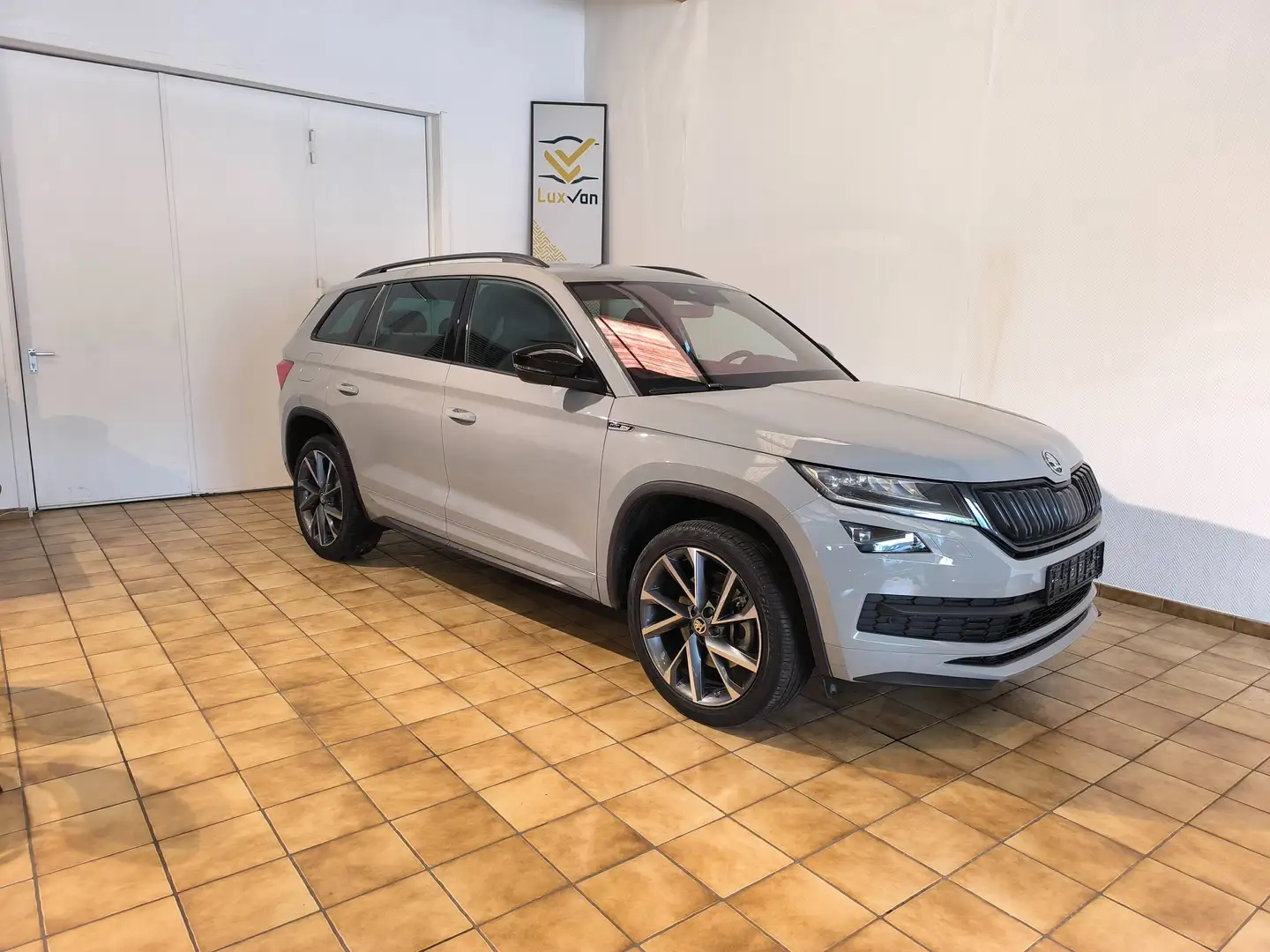 Skoda Kodiaq Sportline 4x4 DSG Grijs - 1