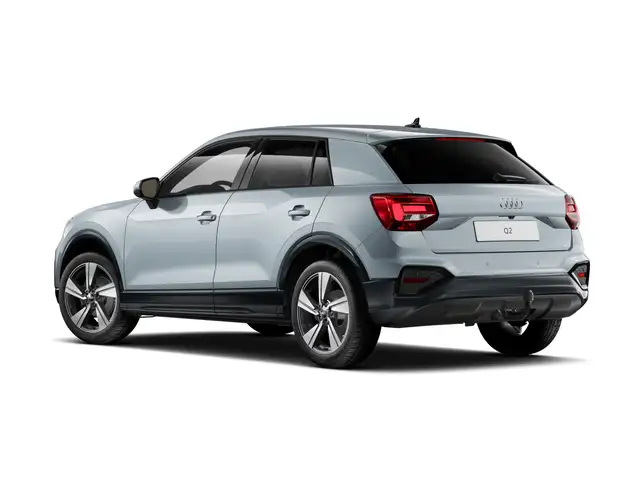 Audi Q2 view 4