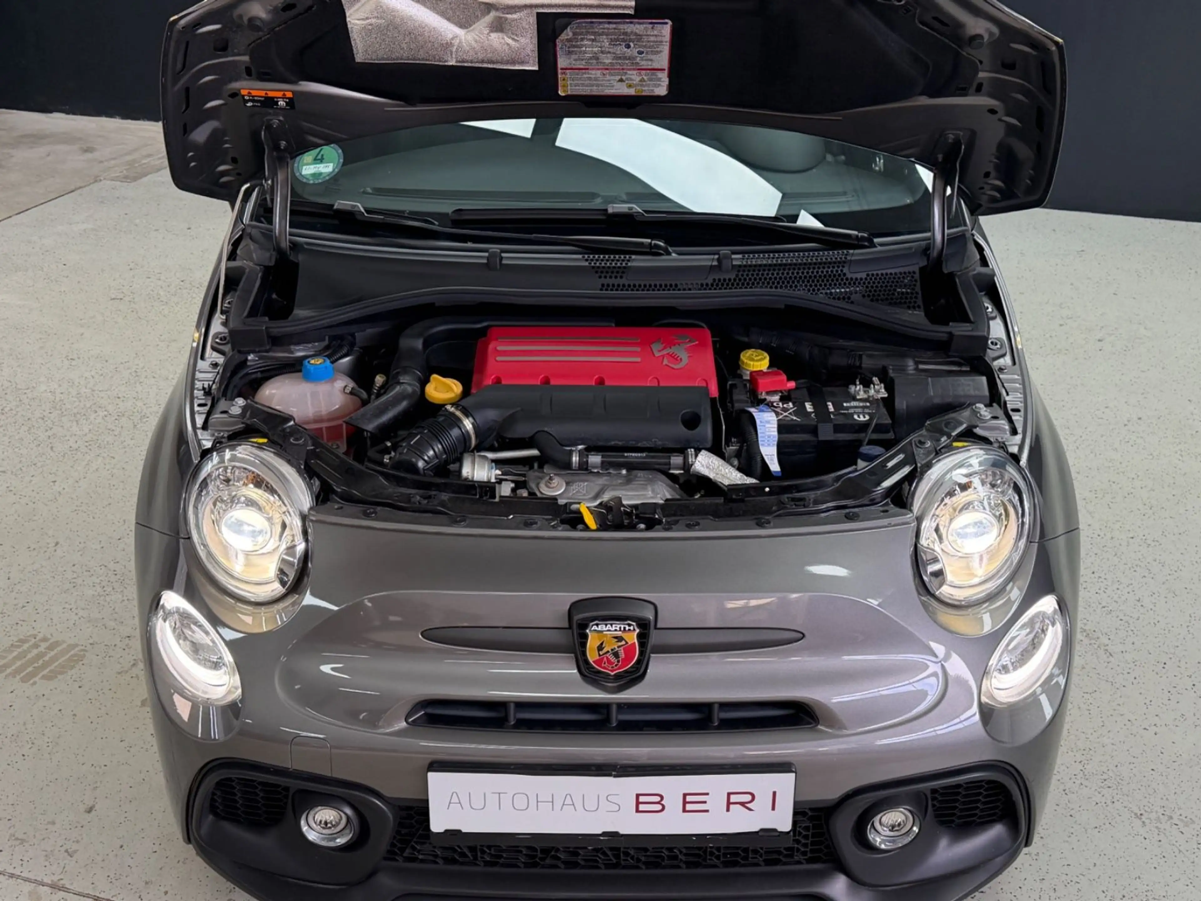 Abarth 595 1.4 Scorpioneoro ONEof2000 Limited EDITON — photo 10