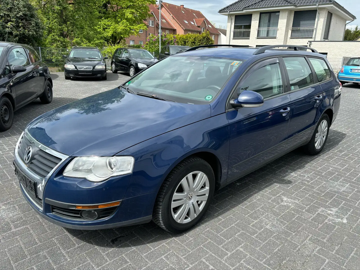 Volkswagen Passat Variant Trendline Klimaautomatik / Sitzheizung / AHK Blau - 1