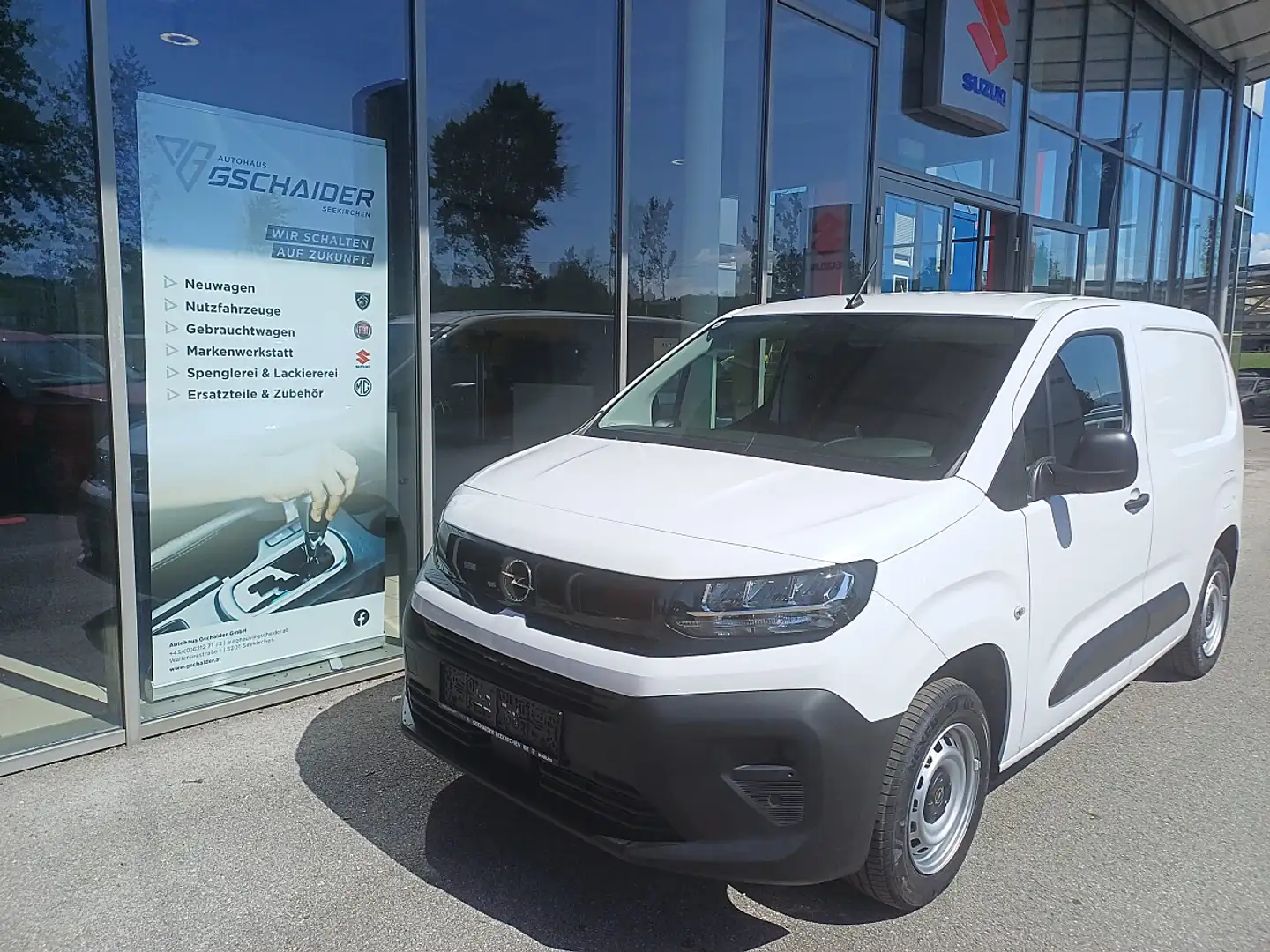 Opel Combo Cargo M BlueHDi 100 S&S 6-Gang Manuell Weiß - 1