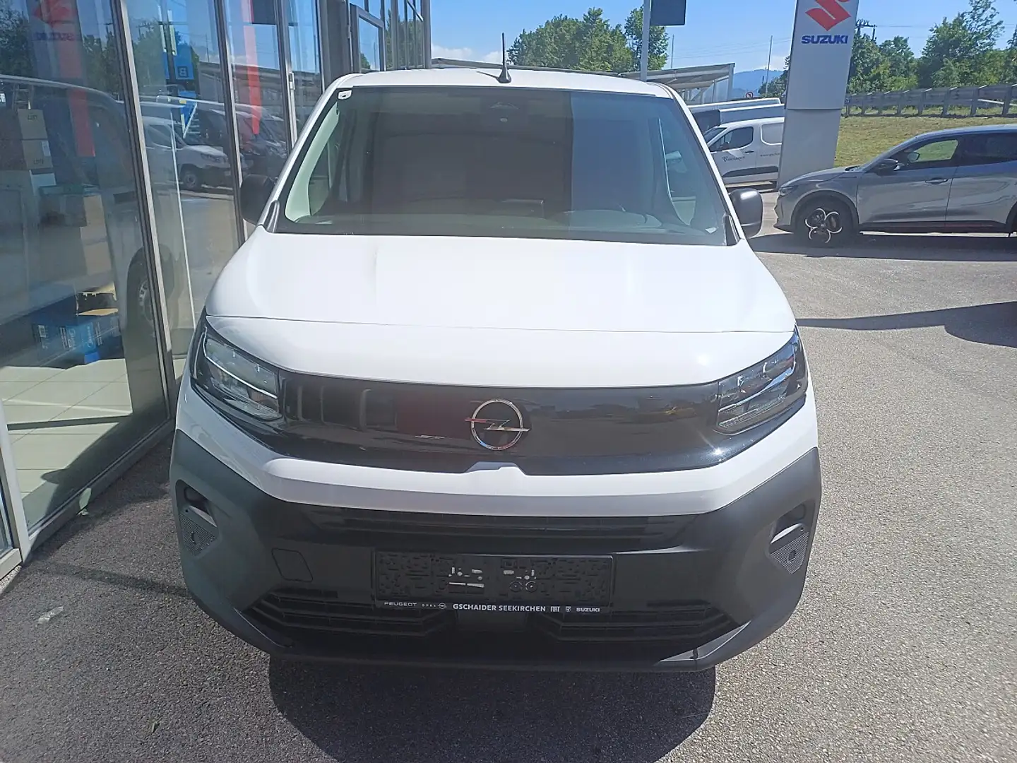 Opel Combo Cargo M BlueHDi 100 S&S 6-Gang Manuell Weiß - 2