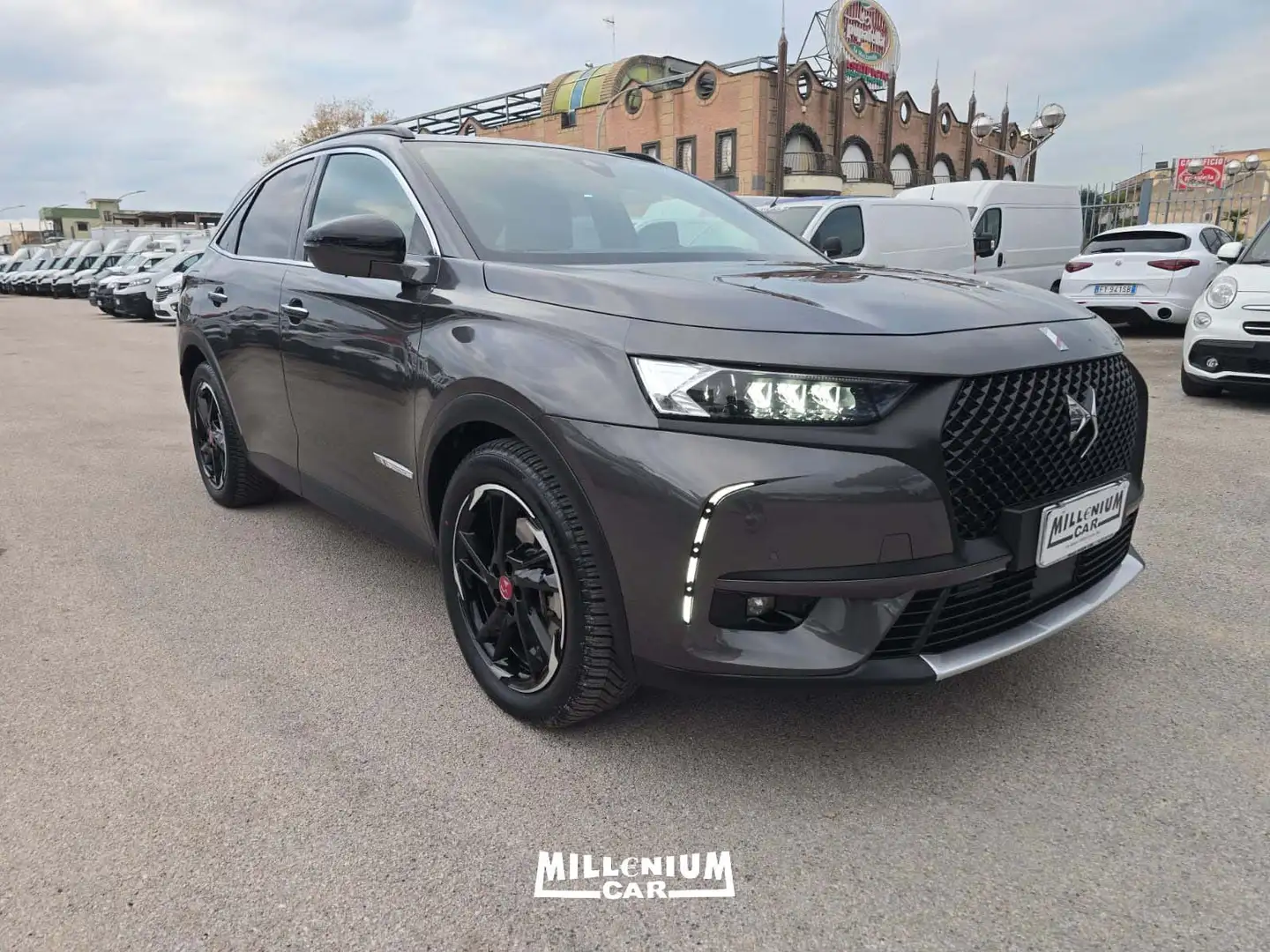 DS Automobiles DS 7 Crossback DS7 PERFORMANCE LINE HYBRID 2021KM 73000 Gris - 2