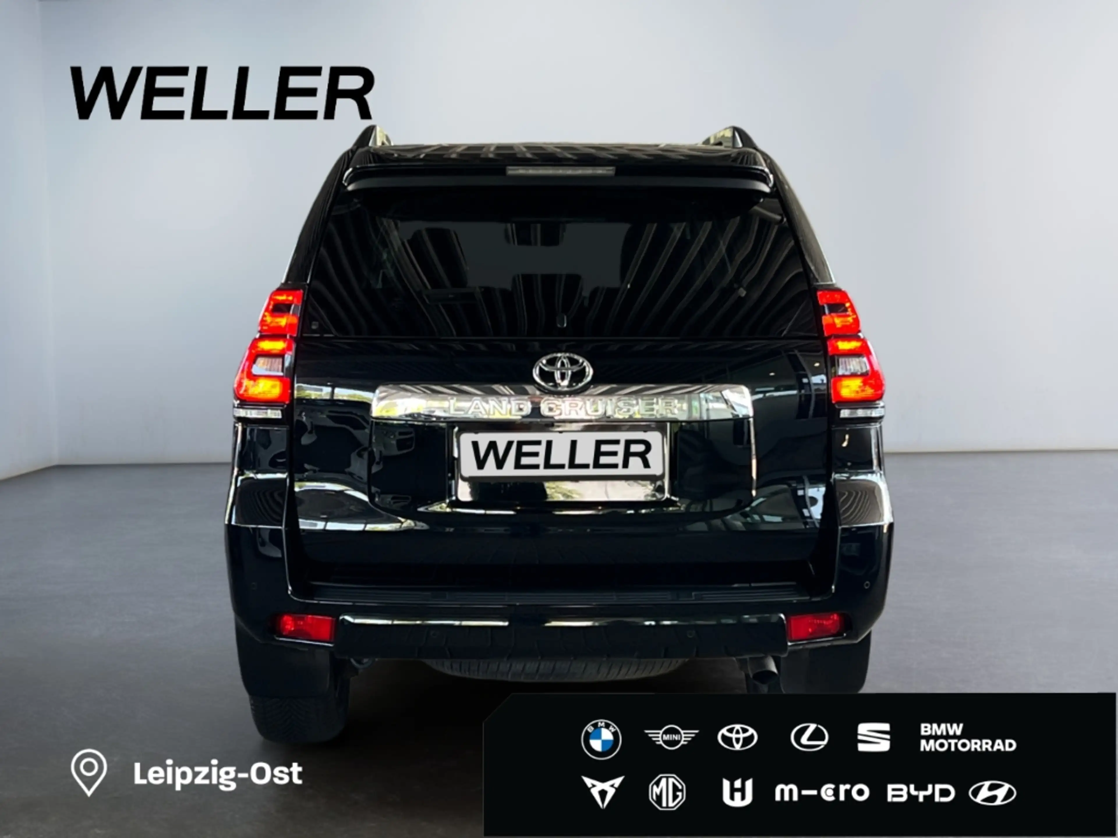 Toyota Land Cruiser 2.8 Executive *Pano*RCam*SHZ*Leder* — photo 6