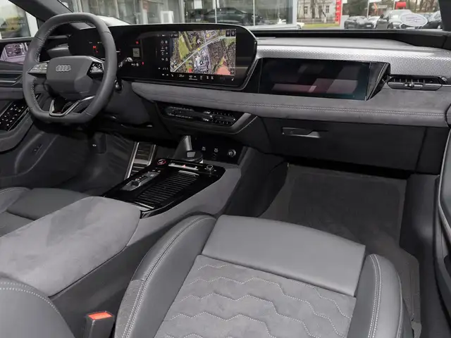 Audi E-Tron view 5