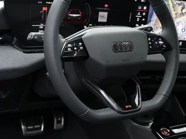 Audi E-Tron view 11