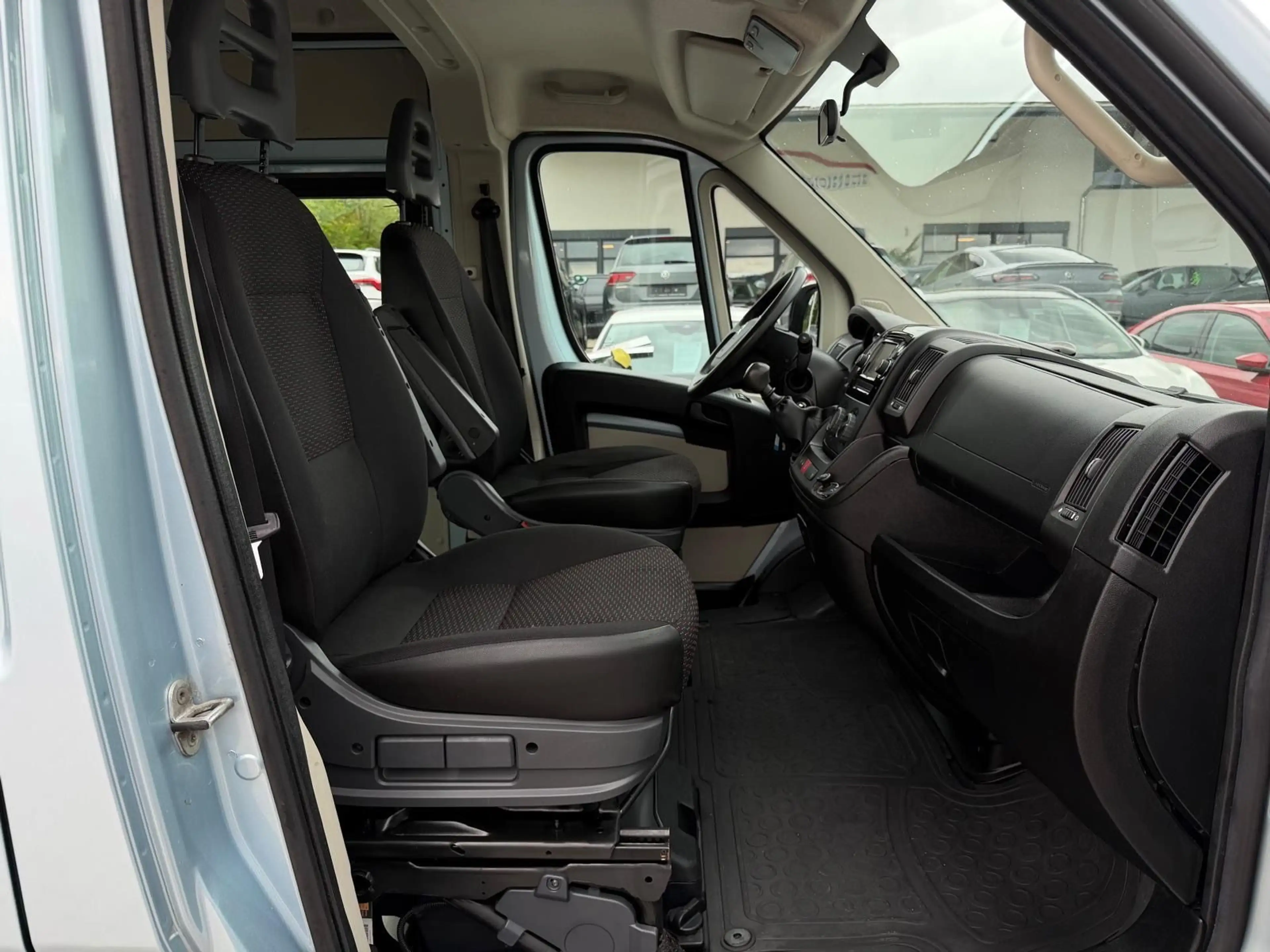 Citroen Jumper 33 L2H2 Live e-HDi 130 * Rollstuhl * — photo 12