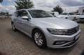 Volkswagen Passat Variant Passat Vari.R-Line-AUT*AHK*ACC*NAVi*TOTWINK*SPUR Silber - thumbnail 3