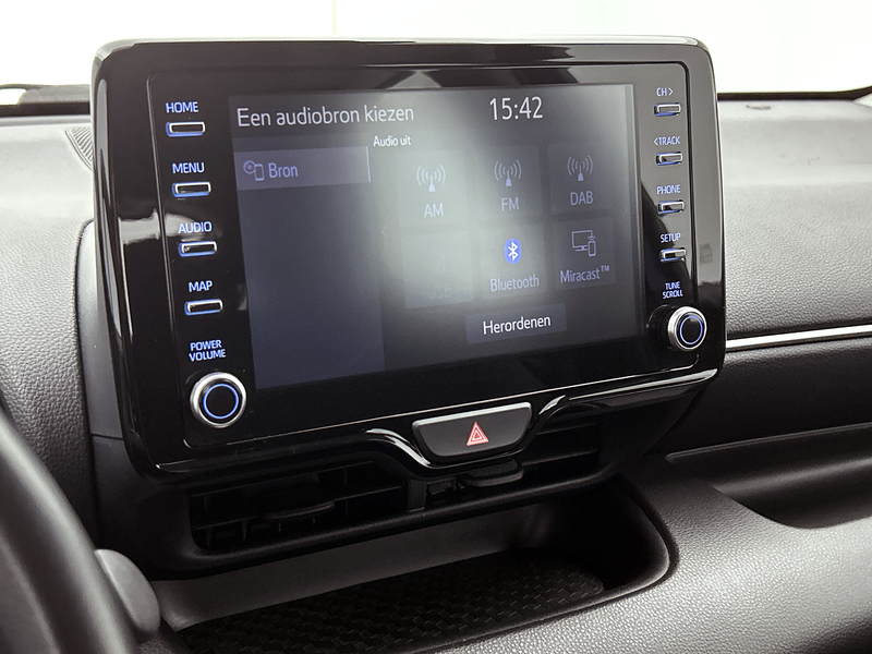 Toyota Yaris 1.5 Hybrid Style + | BTW voertuig | Head-Up Displa — photo 9