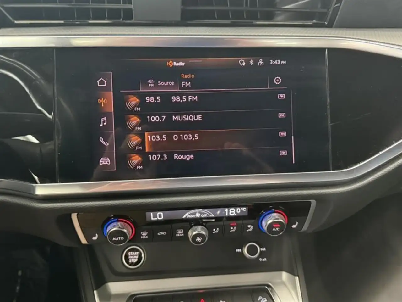Audi Q3 снимка Audi Q3