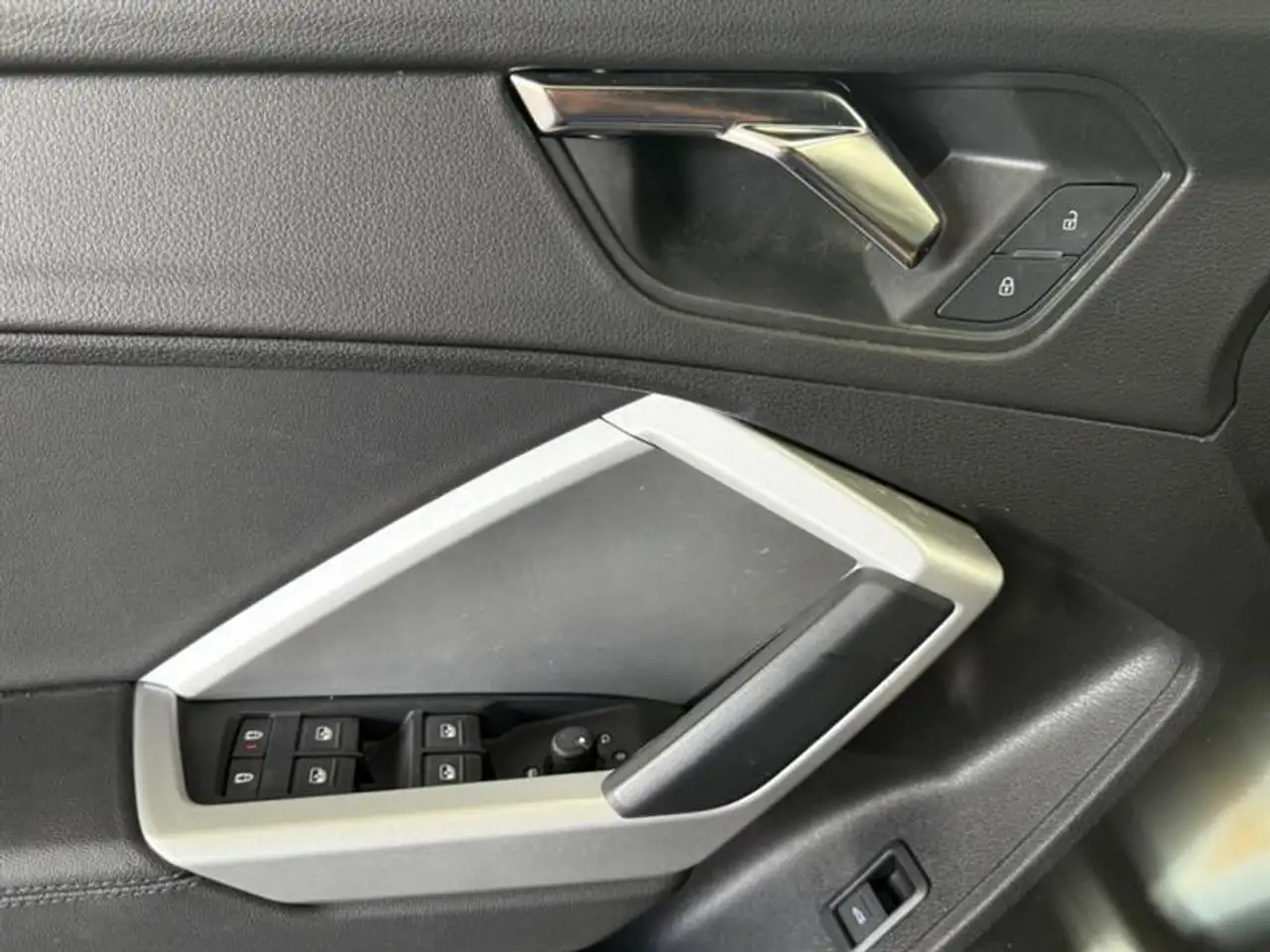 Audi Q3 снимка Audi Q3
