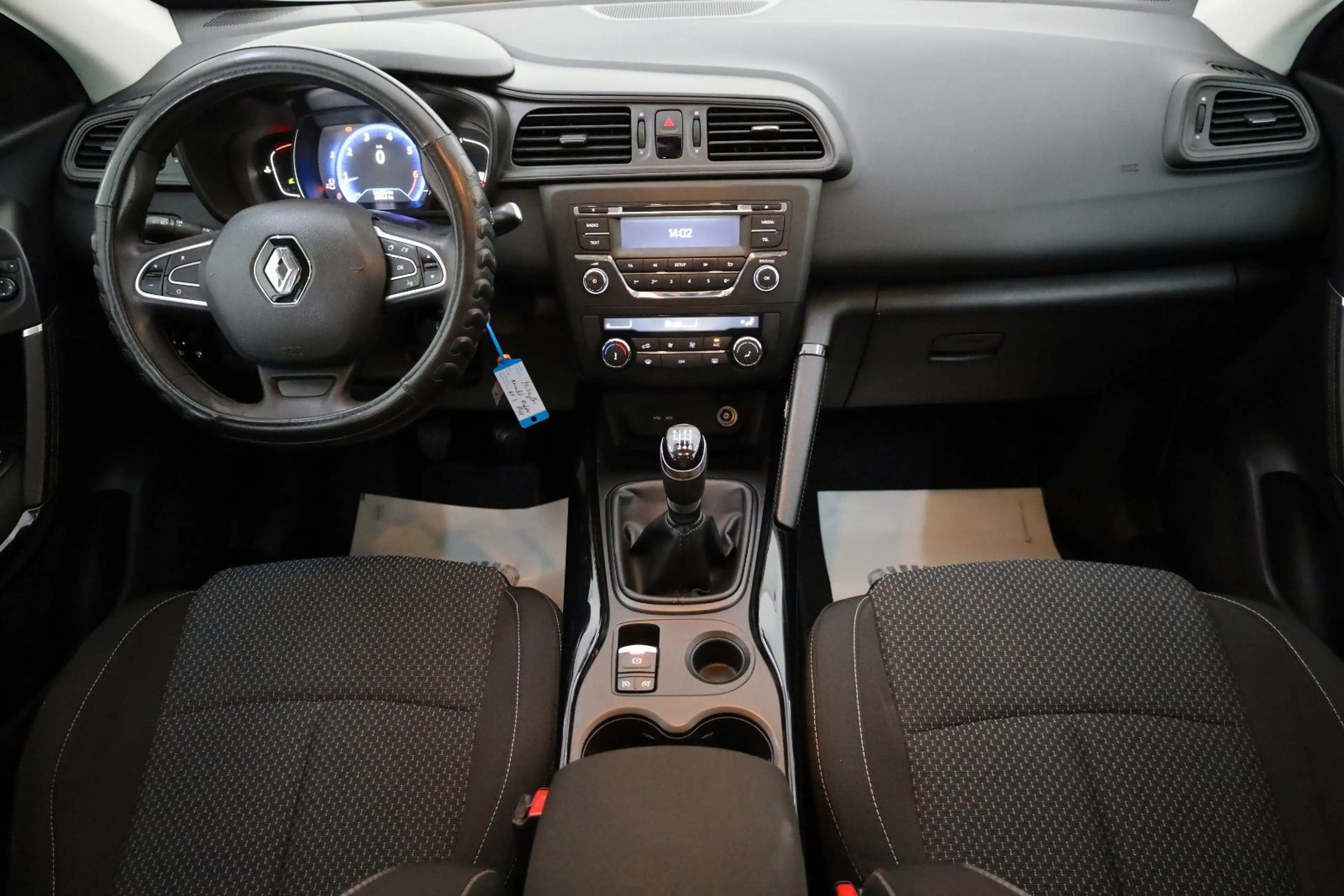 Renault Kadjar Life Klima,AHK,8 fach bereift — photo 5