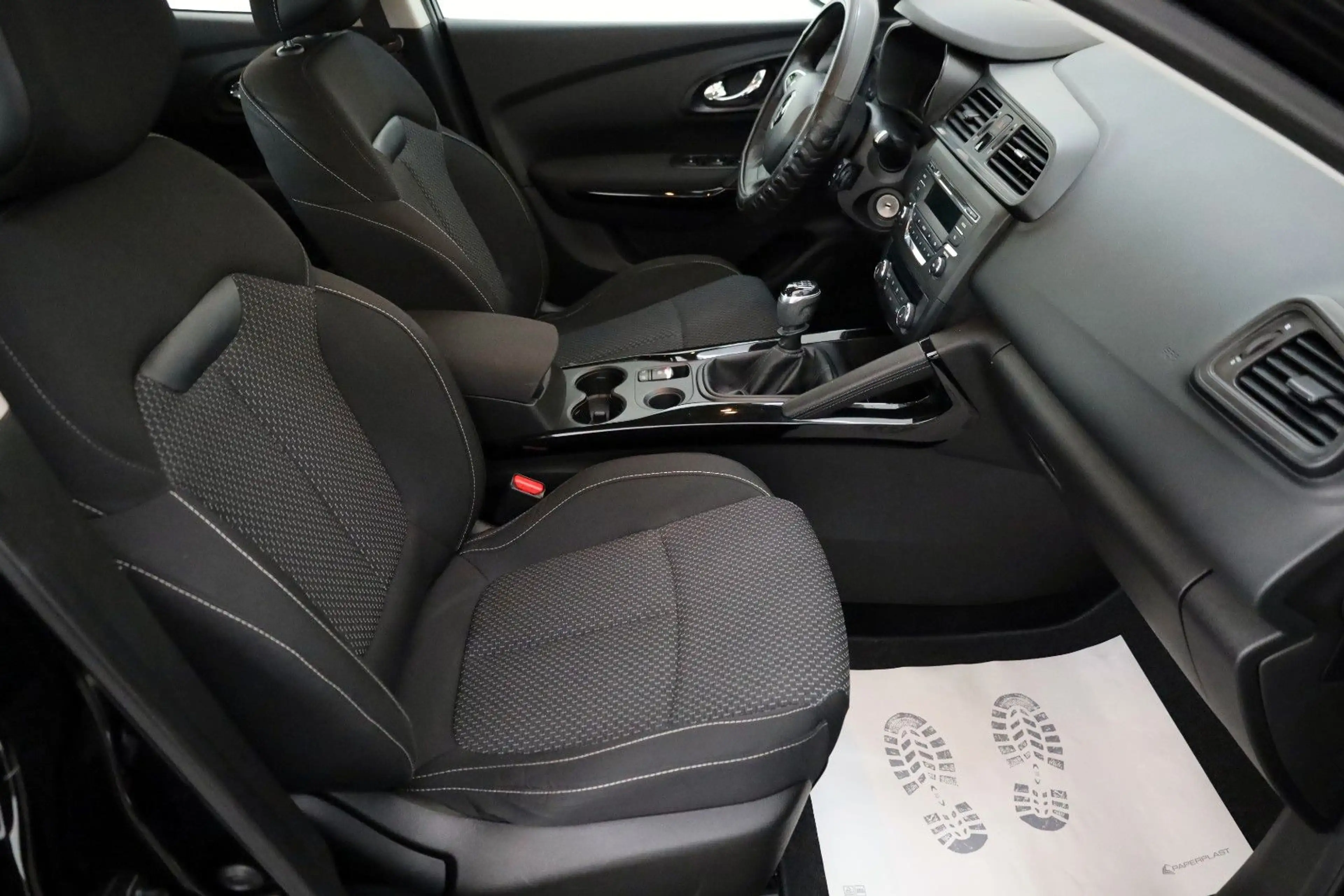 Renault Kadjar Life Klima,AHK,8 fach bereift — photo 4