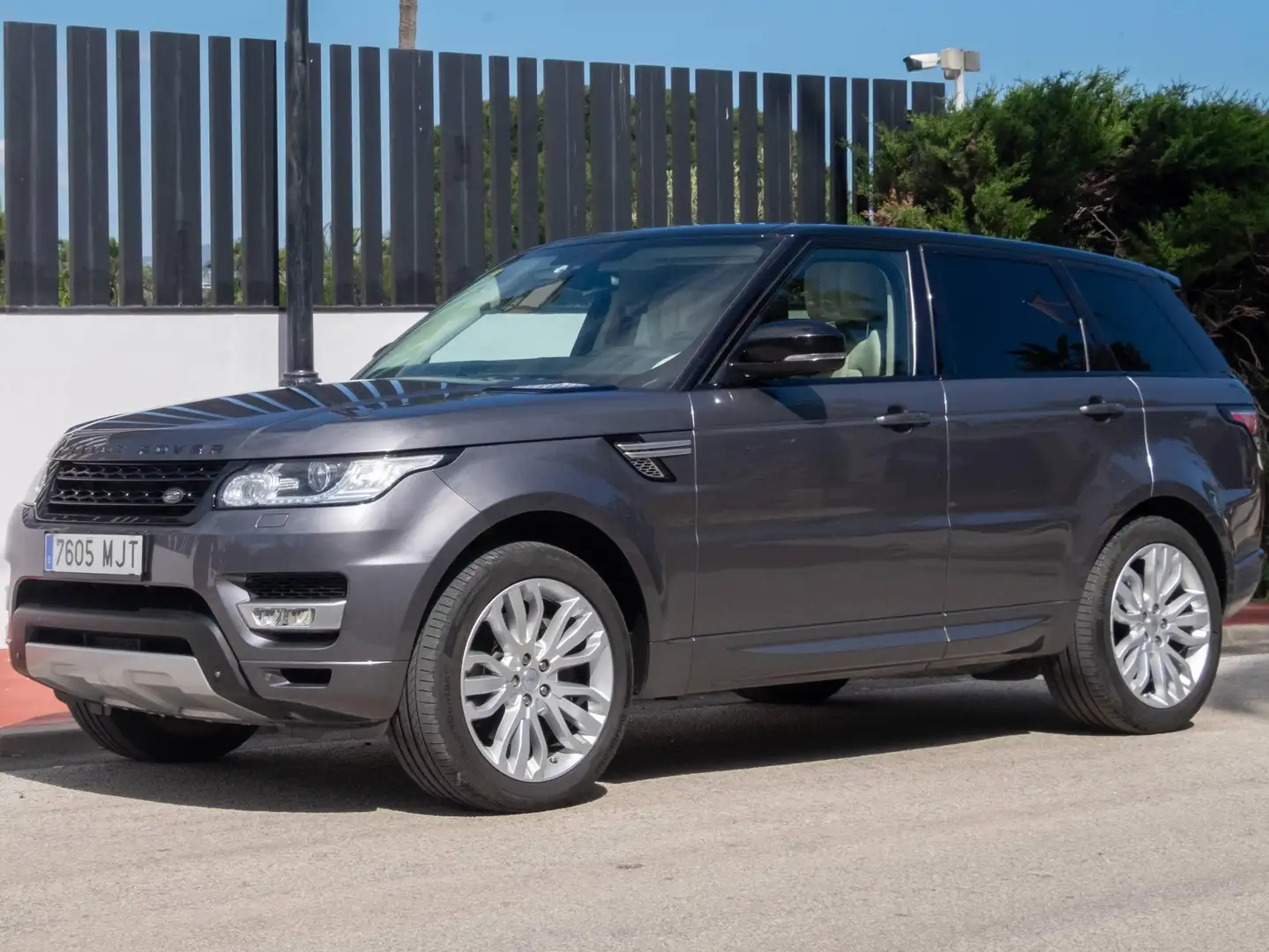 Land Rover Range Rover Sport Range Rover Sport 3.0SDV6 Autobiography Aut. Autobiography Gris - 1