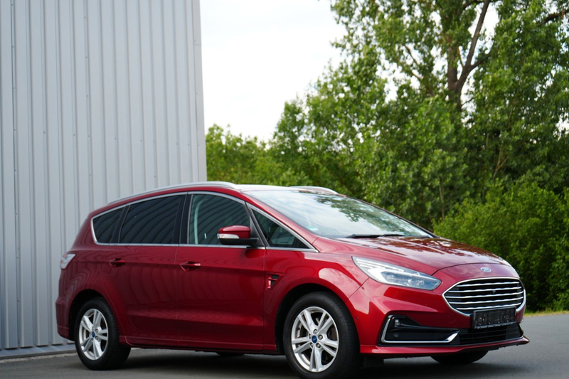 Ford S-Max 2.0 TDCi EcoBlue Titanium/7 sitz./1.Hd/ACC — photo 4