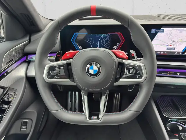 BMW M5 view 12