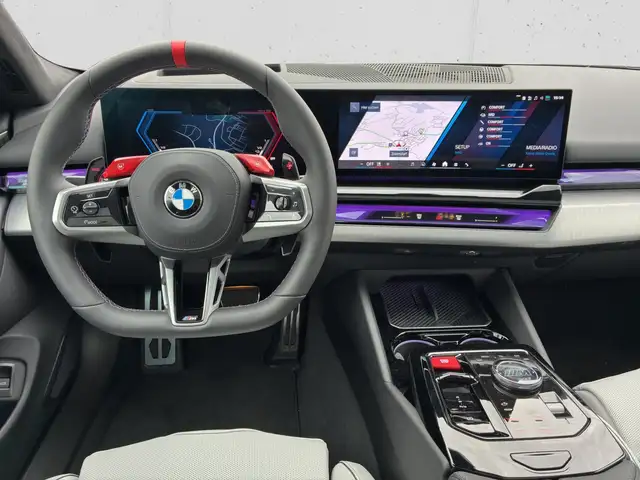 BMW M5 view 13