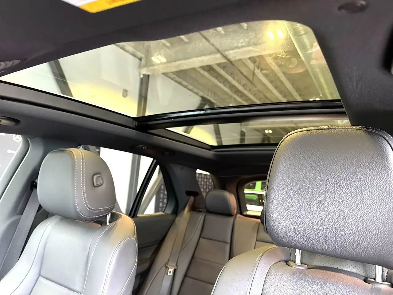 Mercedes-Benz GLE снимка Mercedes-Benz GLE