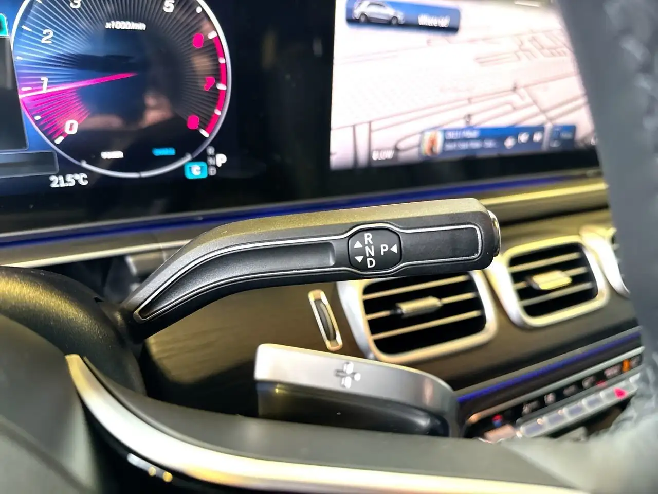 Mercedes-Benz GLE снимка Mercedes-Benz GLE