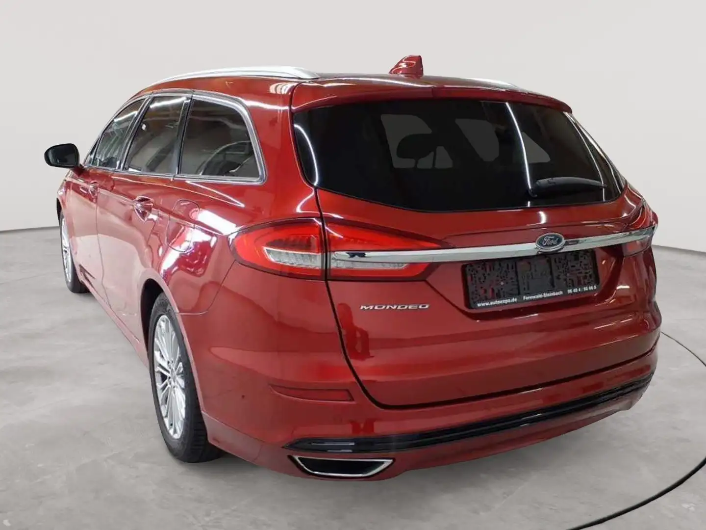 Ford Mondeo Mondeo Turnier 2.0 EcoBlue Aut. Titanium Rot - 2