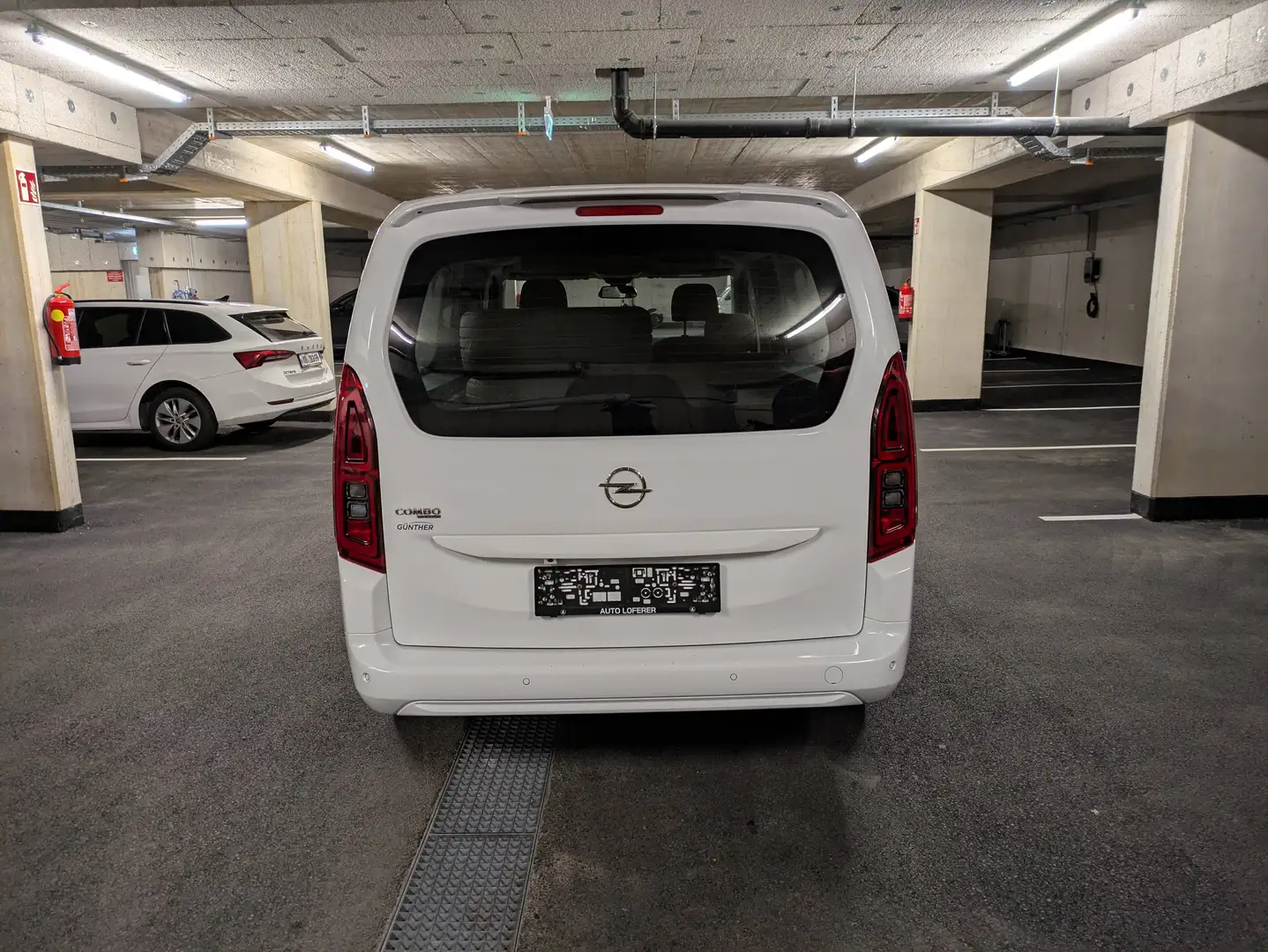Opel Combo Life Combo Life 1,2 Direct In. Turbo XL Edition Start/Stop System Edition Weiß - 2