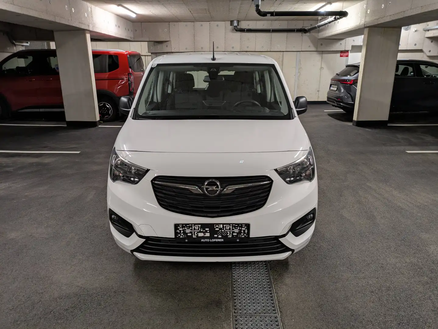 Opel Combo Combo Life 1,2 Direct In. Turbo XL Edition Start/Stop System Edition Weiß - 2