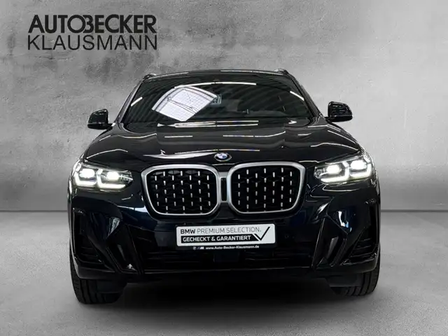 BMW X4 view 5