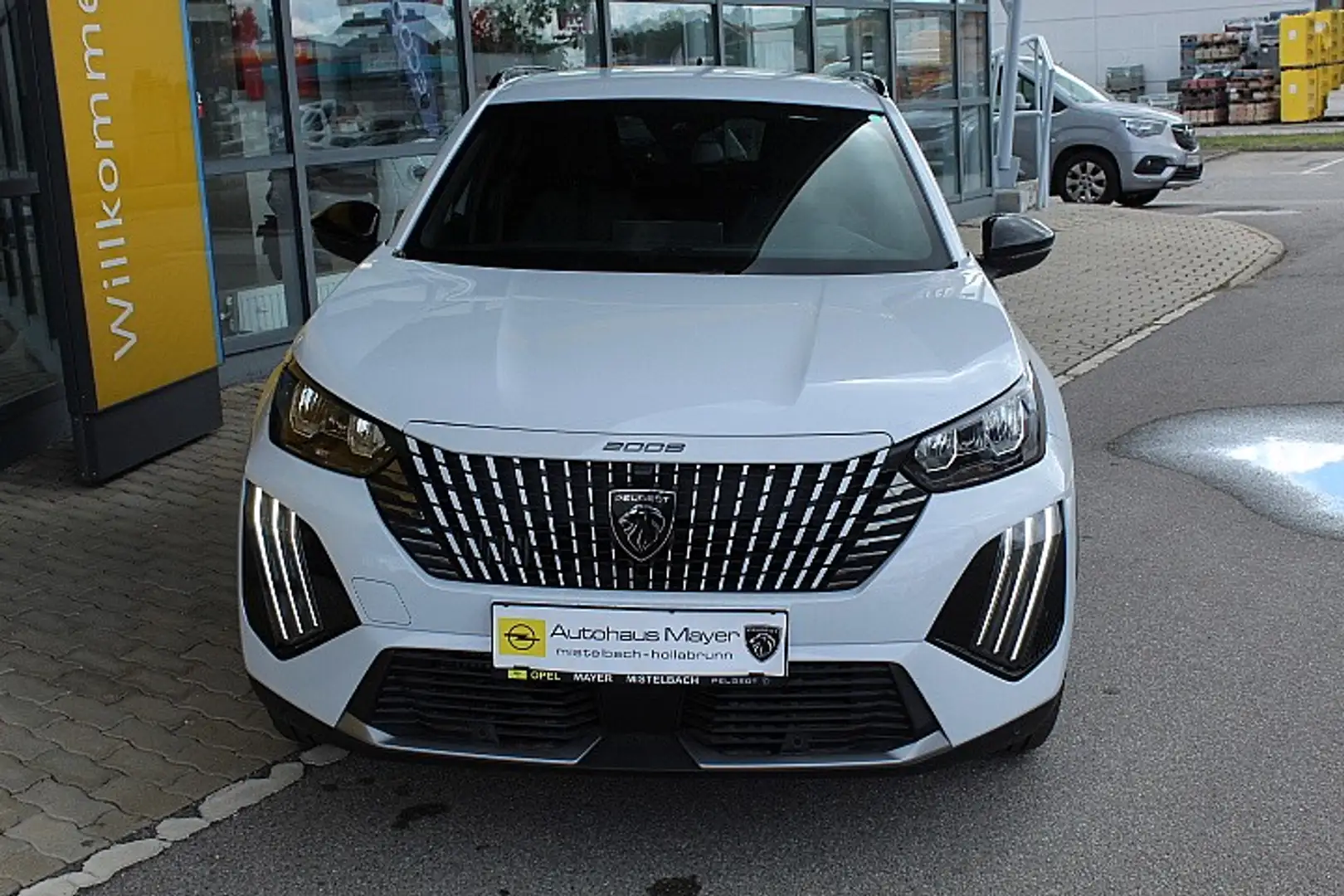 Peugeot 2008 Hybrid 136 e-DCS6 Allure Blanco - 2