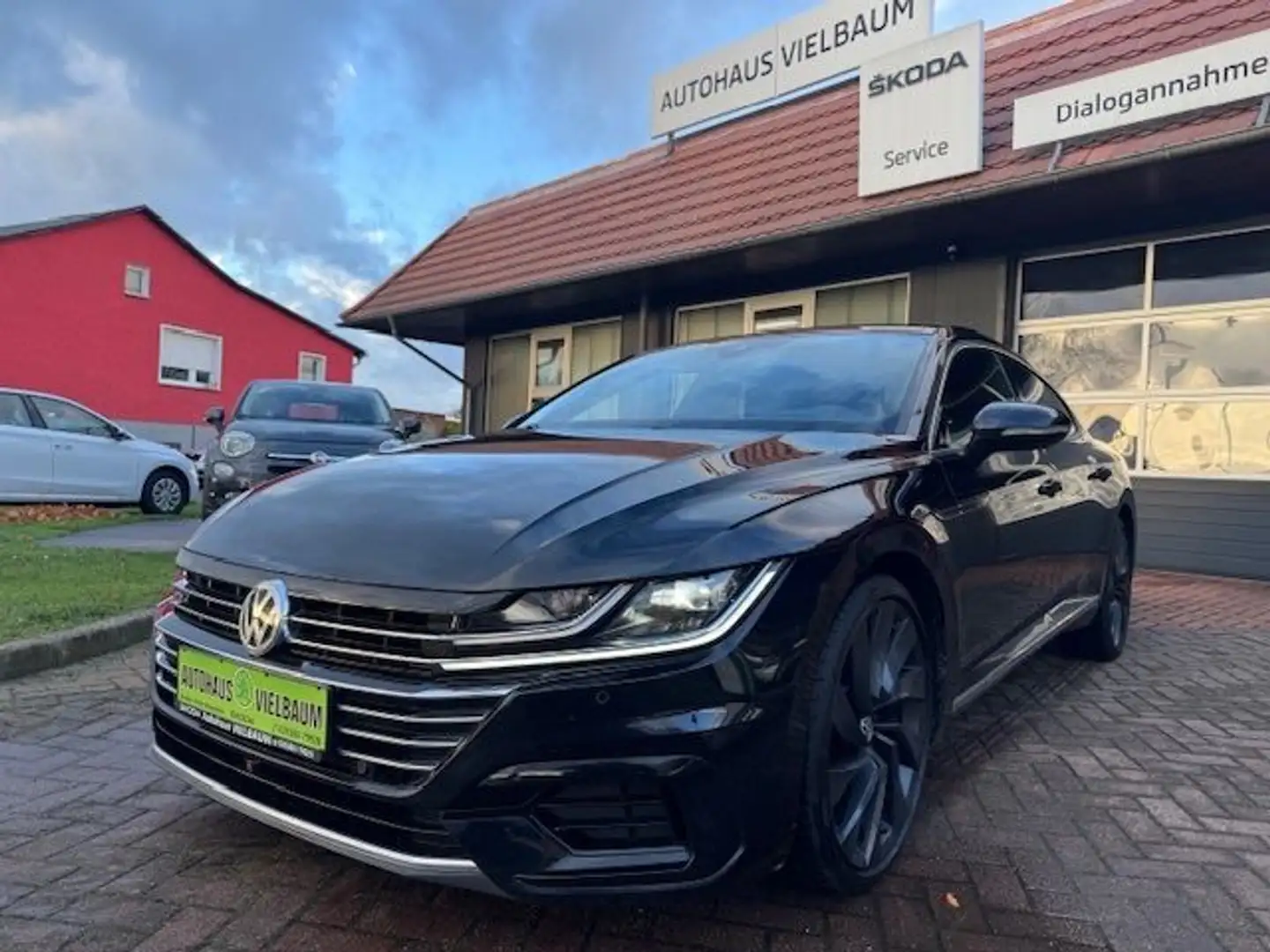 Volkswagen Arteon R-Line 4Motion-Pano-360-ACC-DCC-20" Noir - 1