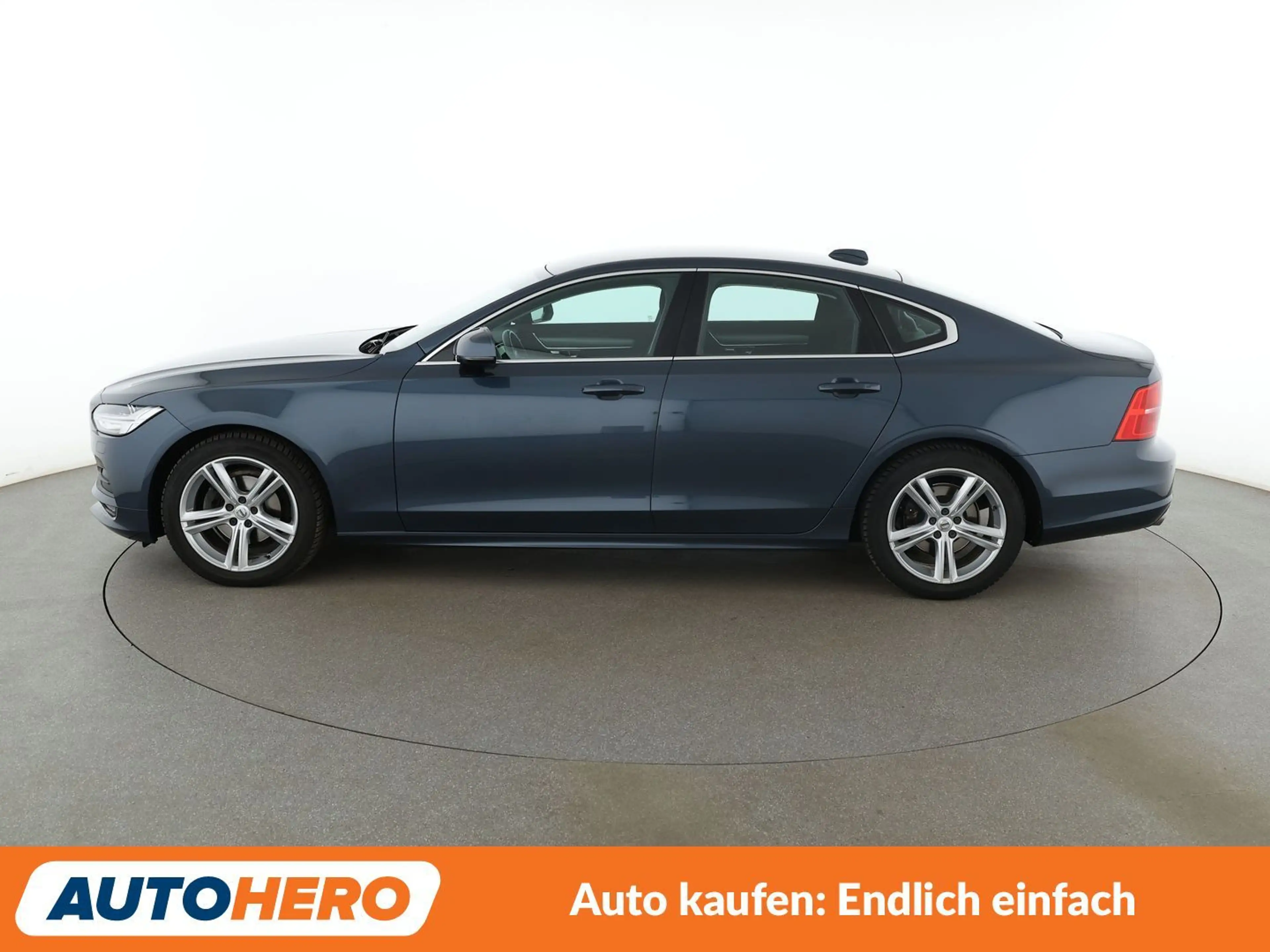 Volvo S90 2.0 D4 Momentum Aut.*NAVI*LED*ACC*CAM*PDC*SHZ* — photo 3