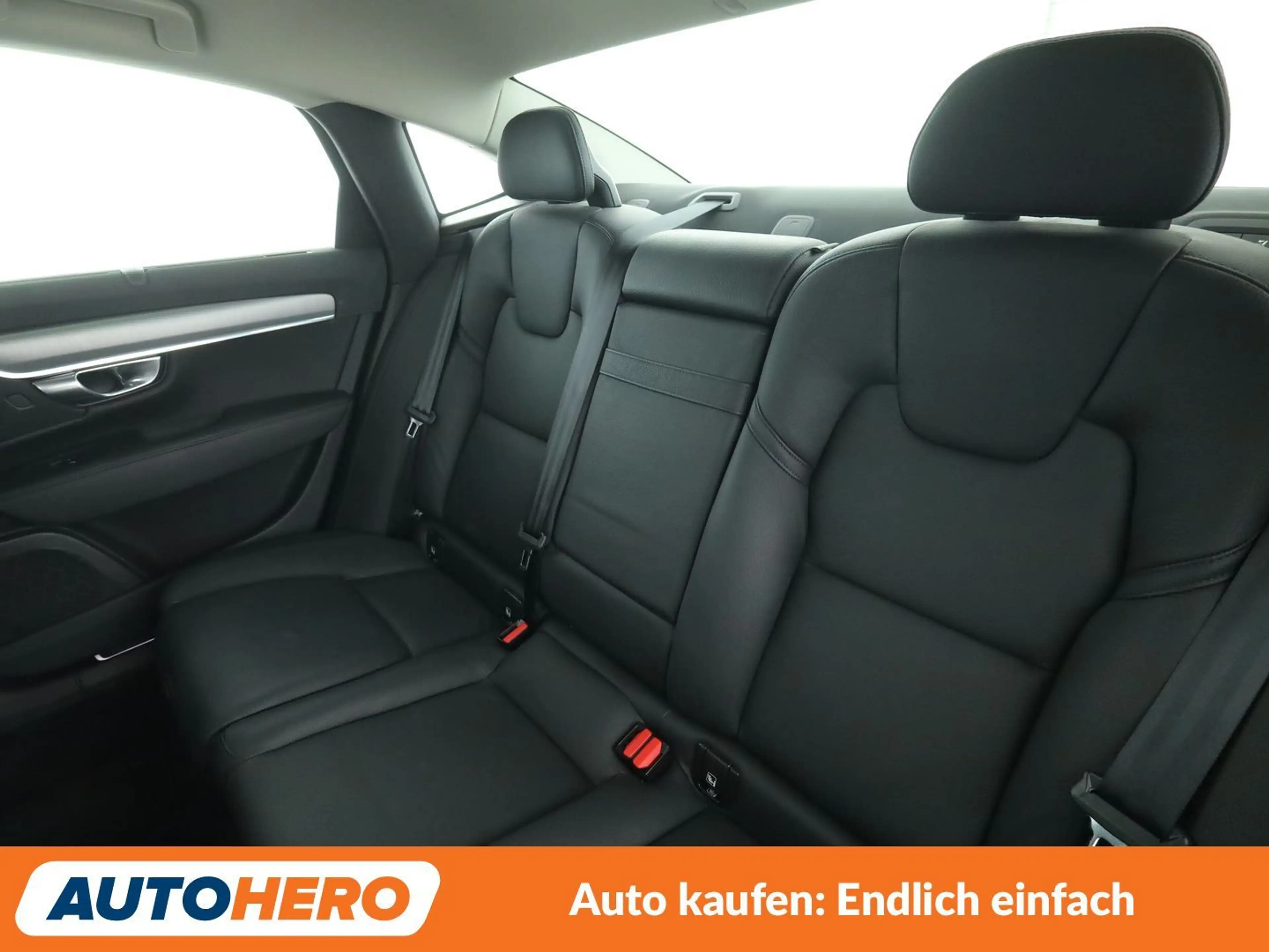 Volvo S90 2.0 D4 Momentum Aut.*NAVI*LED*ACC*CAM*PDC*SHZ* — photo 14