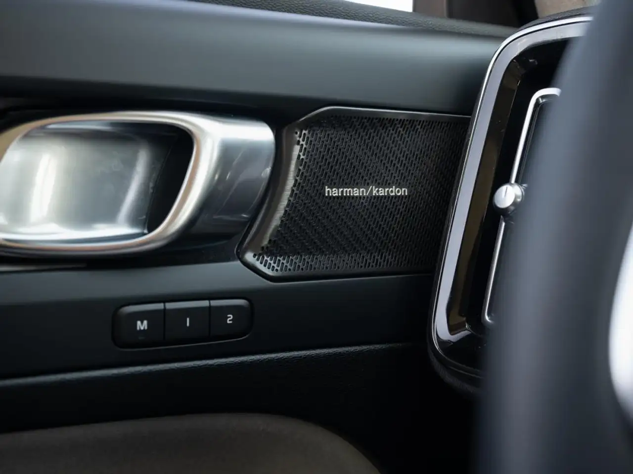 Volvo XC40 снимка Volvo XC40