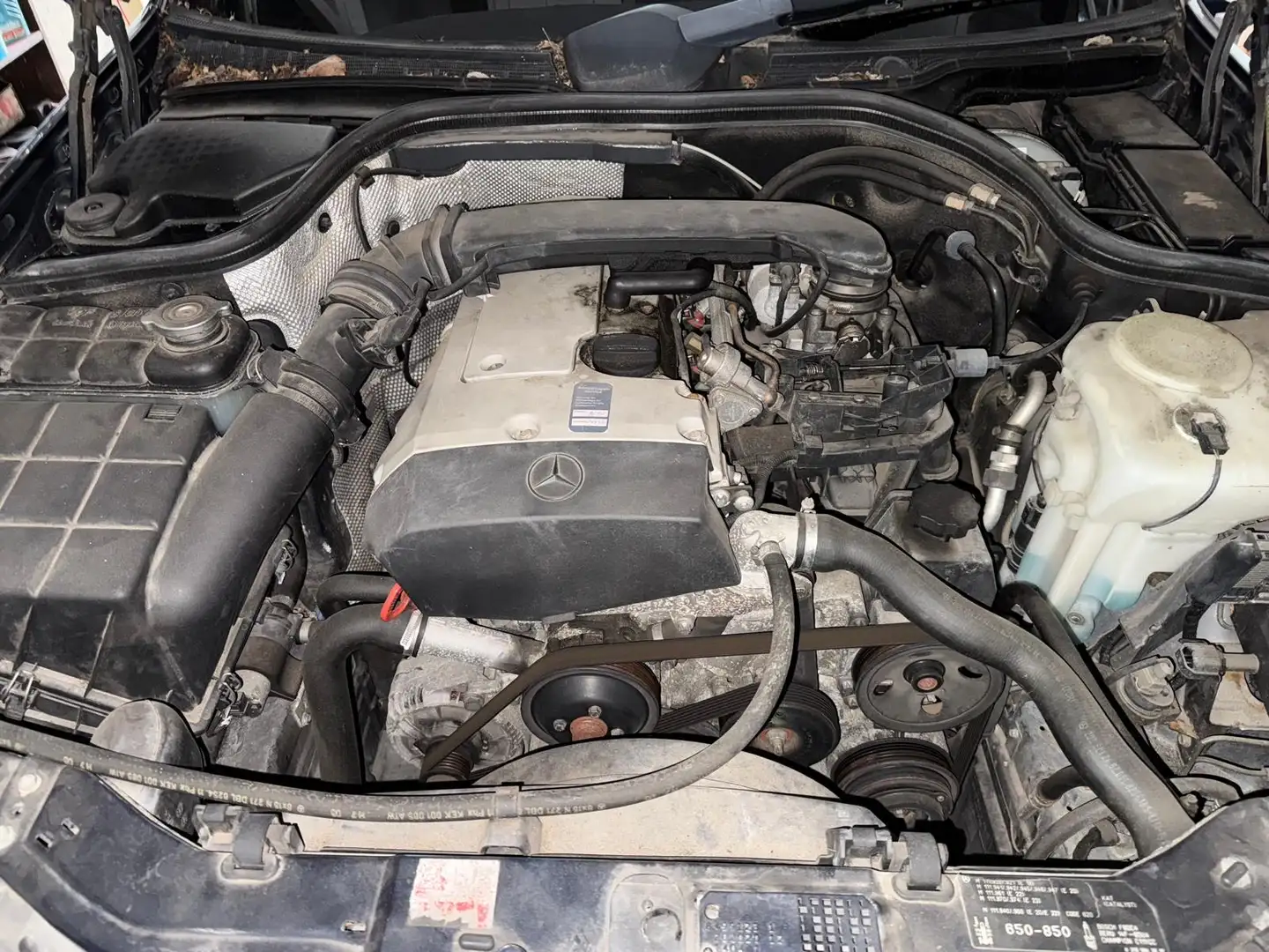 Mercedes-Benz C 200 Elegance - 2