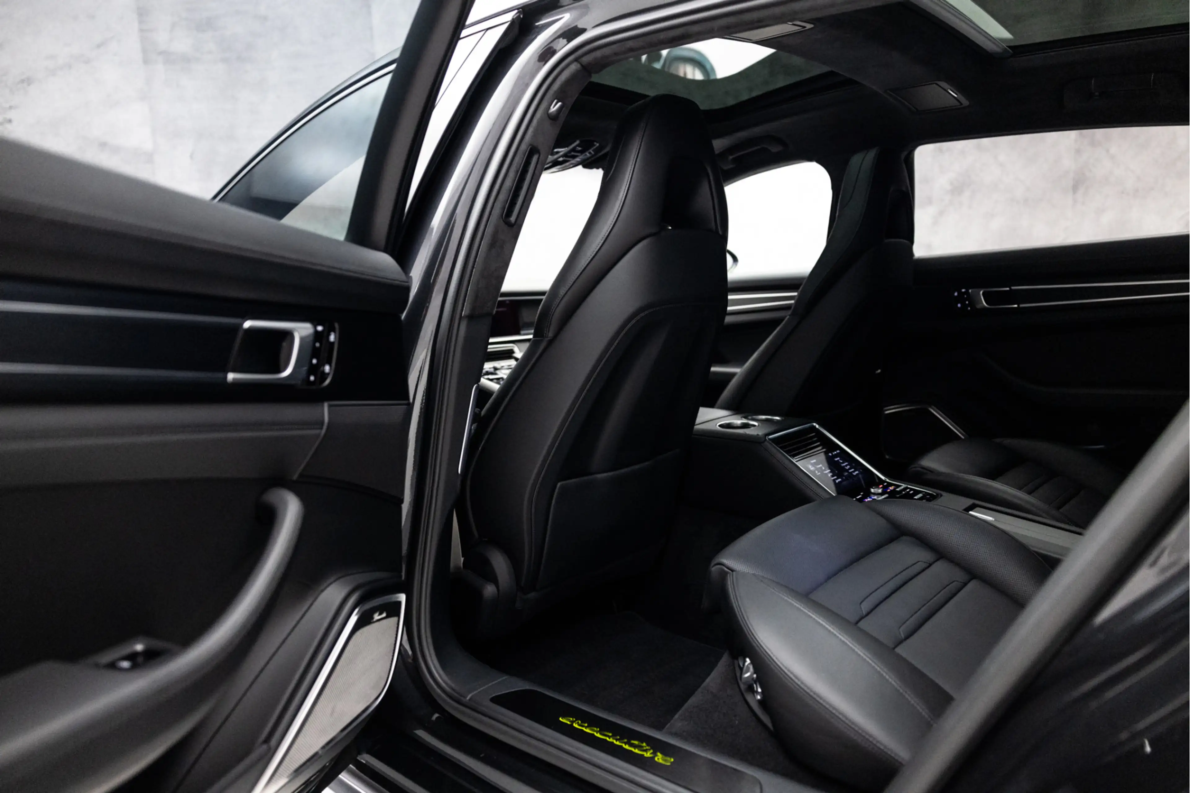 Porsche Panamera 4.0 Turbo S E-Hybrid Executive | Burmester | Pano — photo 13