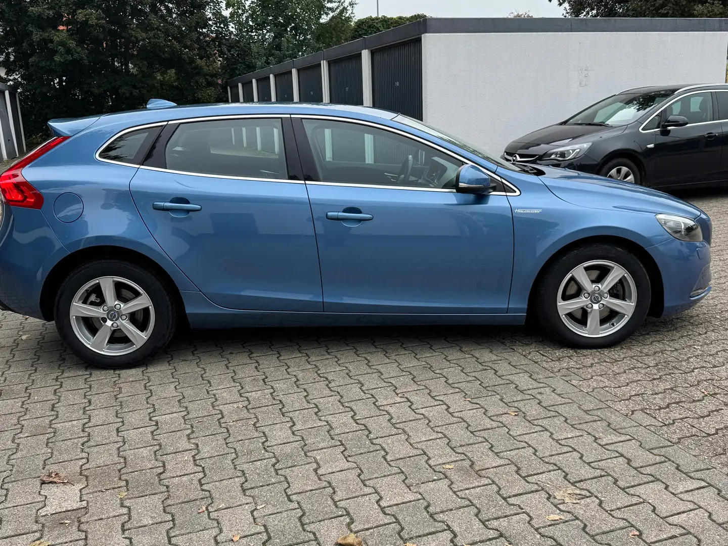 Volvo V40 V40 T3 Momentum Blau - 2