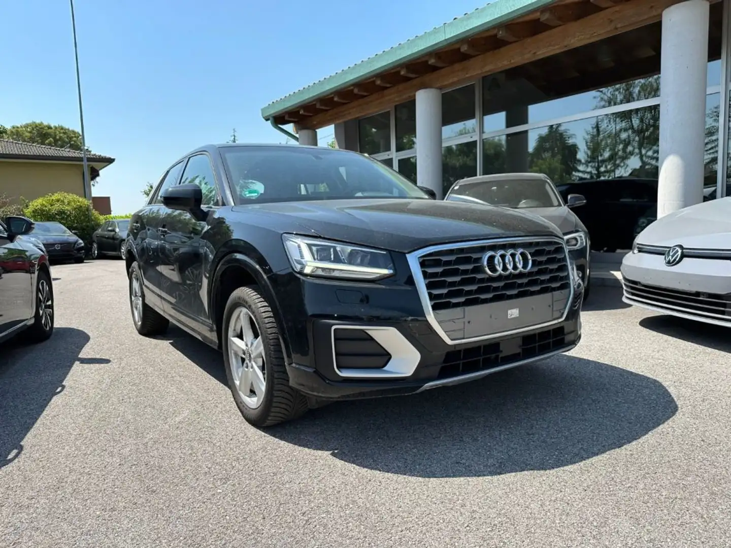 Audi Q2 30 TFSI Admired Nero - 1