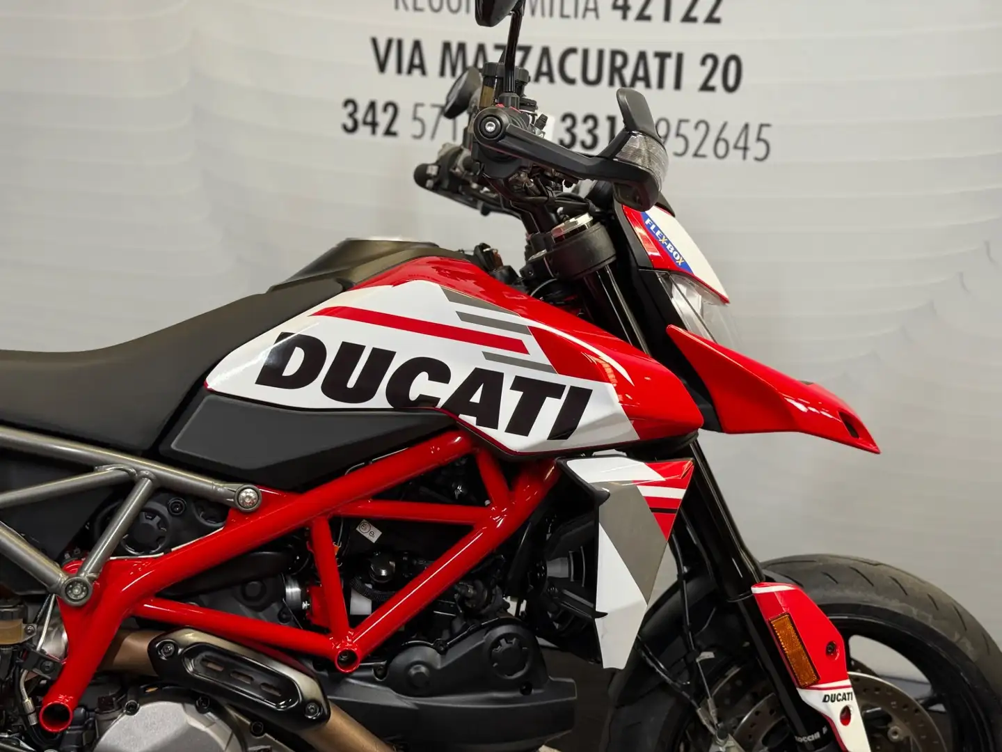 Ducati Hypermotard 950 Rosso - 2
