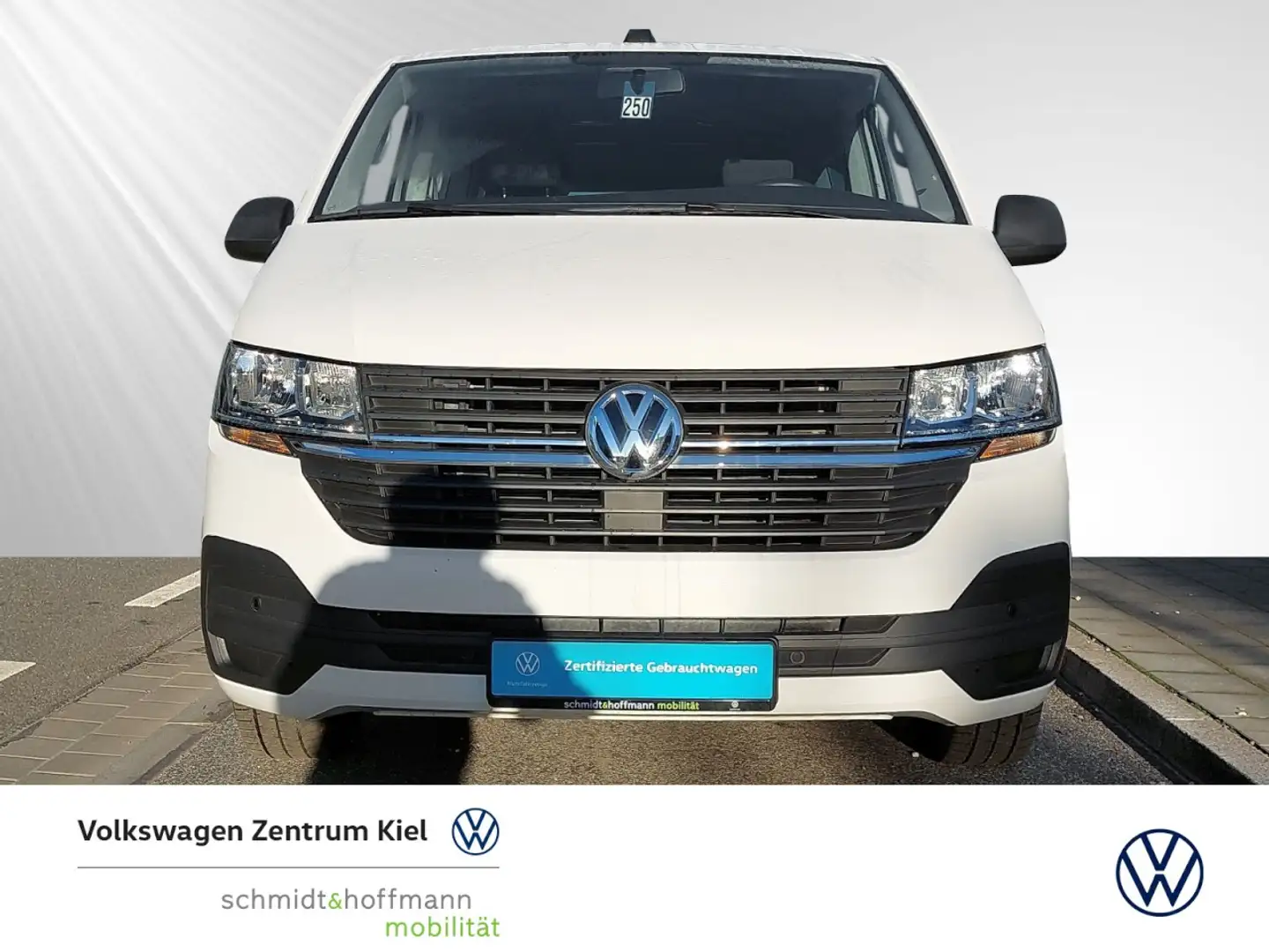 Volkswagen T6.1 Transporter Multivan Trendline 2.0 TDI PDC Klima Einparkhilfe Weiß - 2