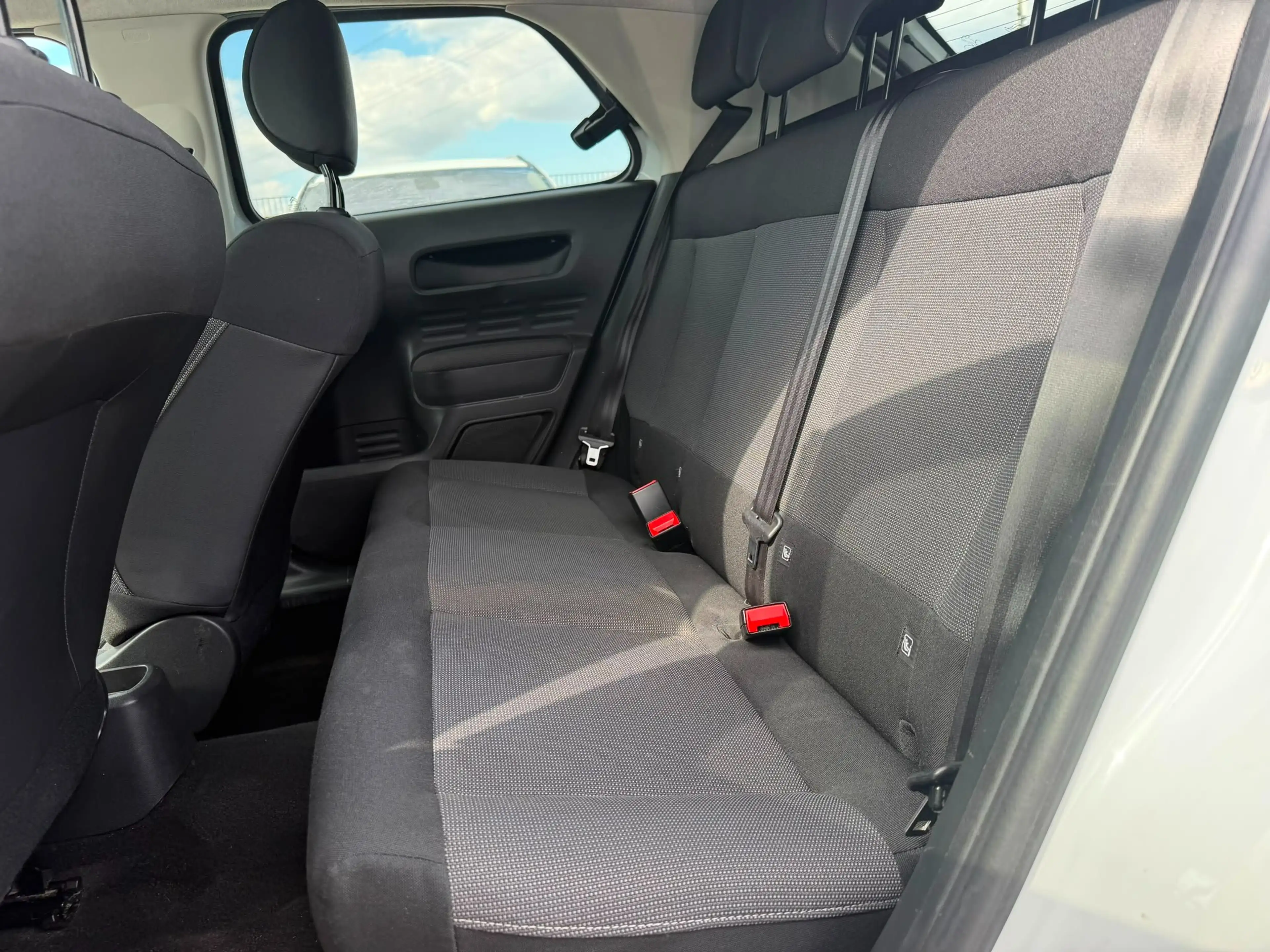 Citroen C4 Cactus Feel — photo 11