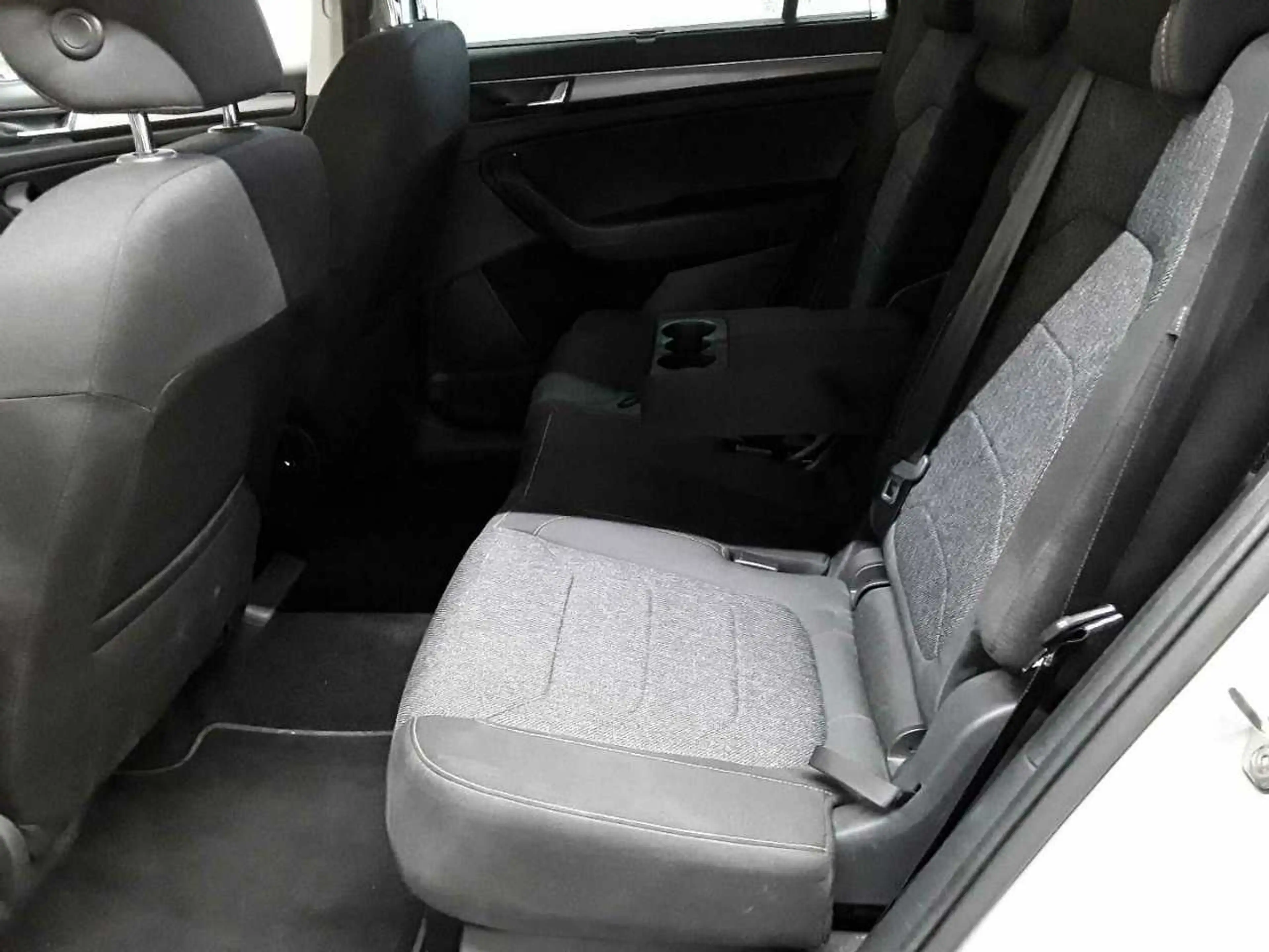Skoda Kodiaq Kodiaq 2.0 TDI 4x4 Clever AHK StandH NAV — photo 13
