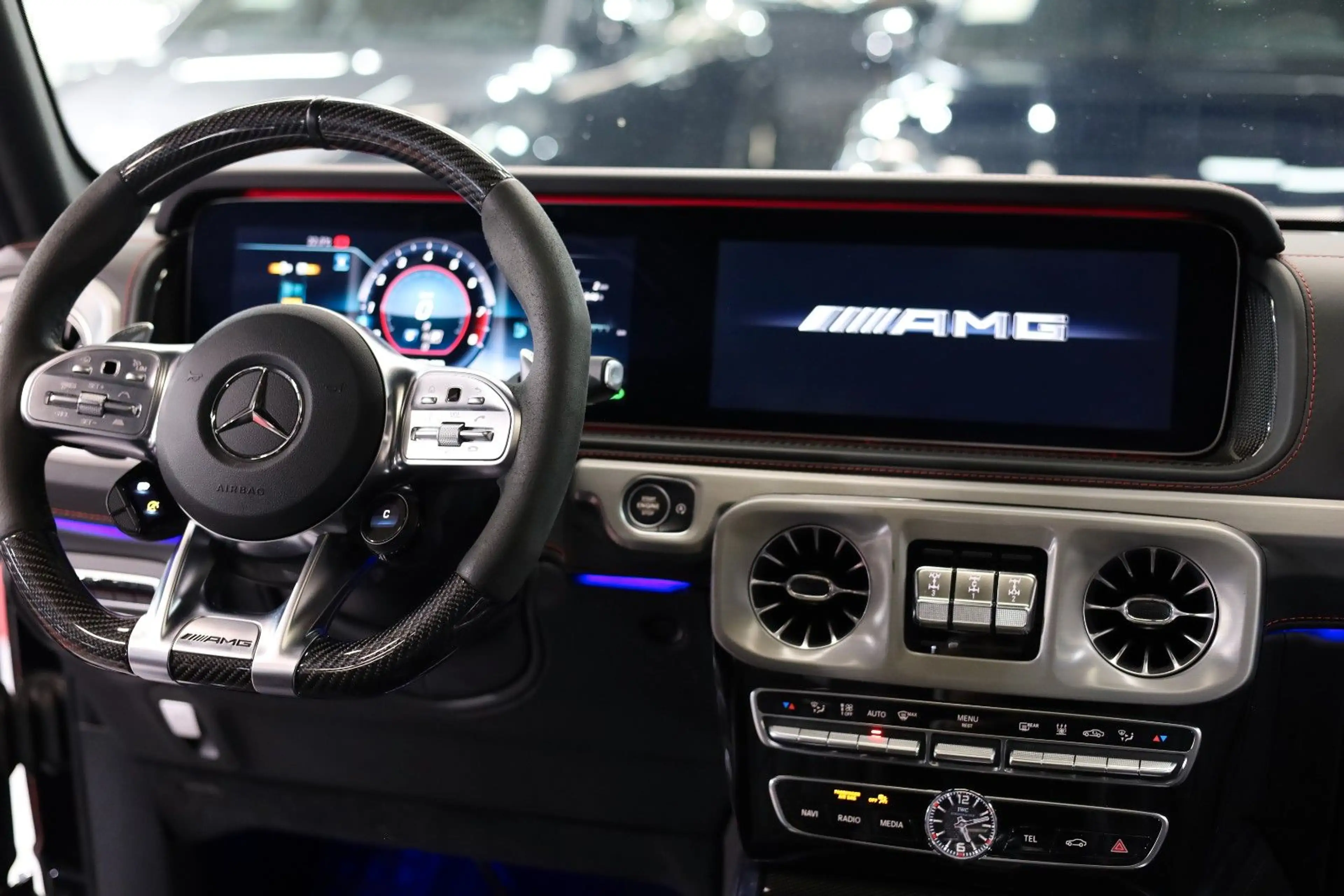 Mercedes-Benz G 63 AMG *Manufaktur*Carbon9Night-Paket*Voll* — photo 6