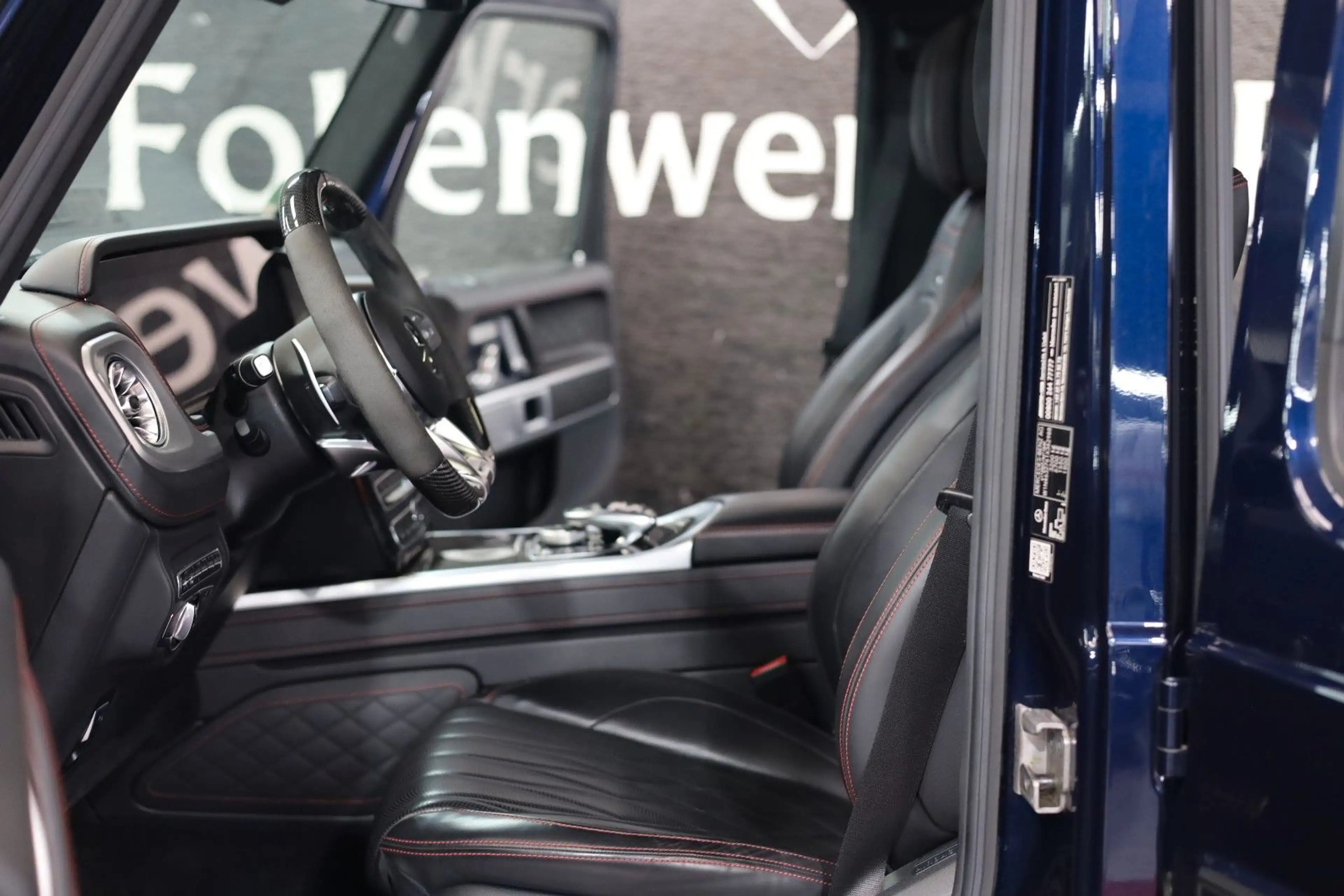 Mercedes-Benz G 63 AMG *Manufaktur*Carbon9Night-Paket*Voll* — photo 2