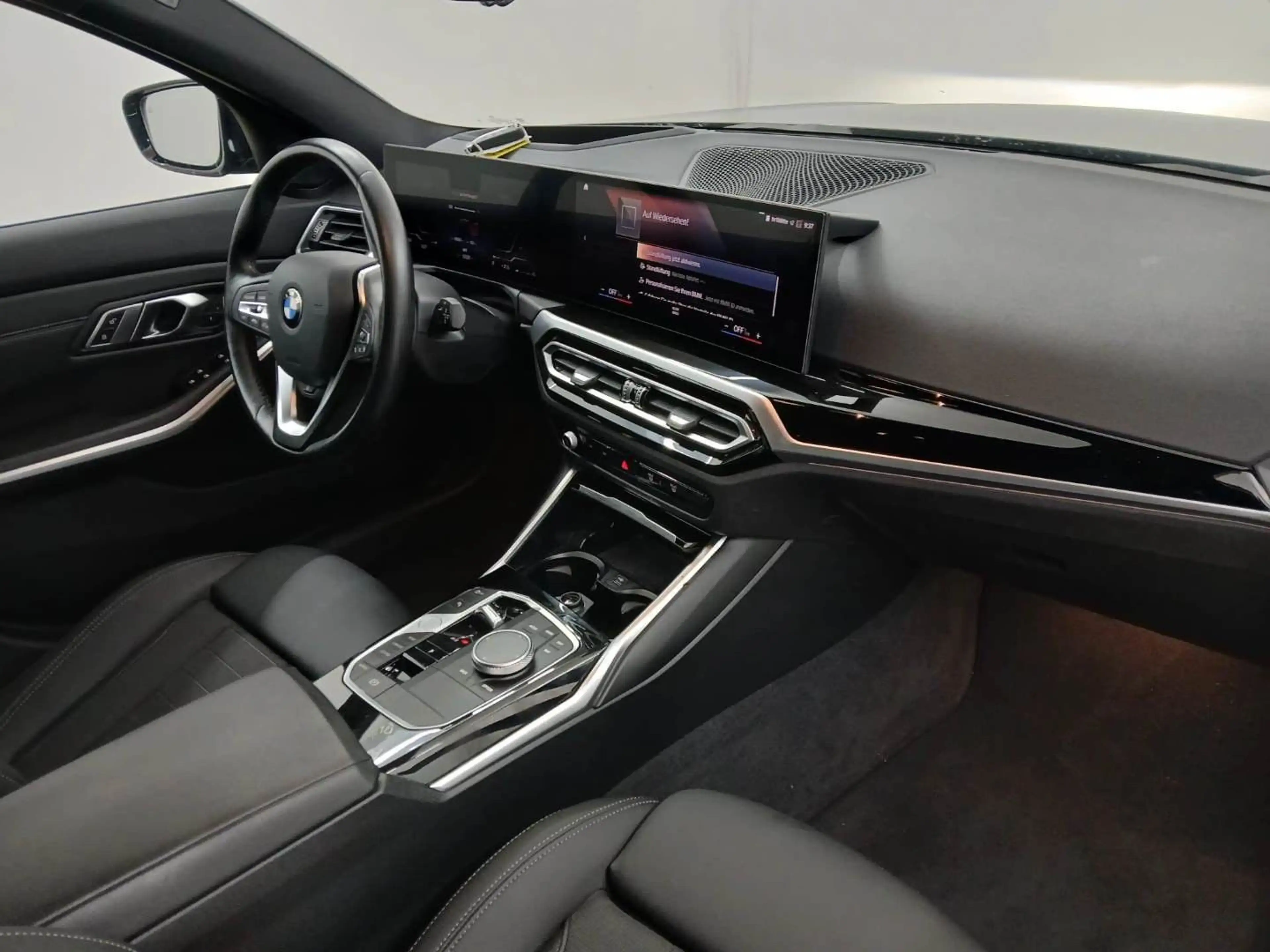 BMW 320 d Touring*AHK,18´´LC-Prof,HUD,ACC,RFK,Memory — photo 6