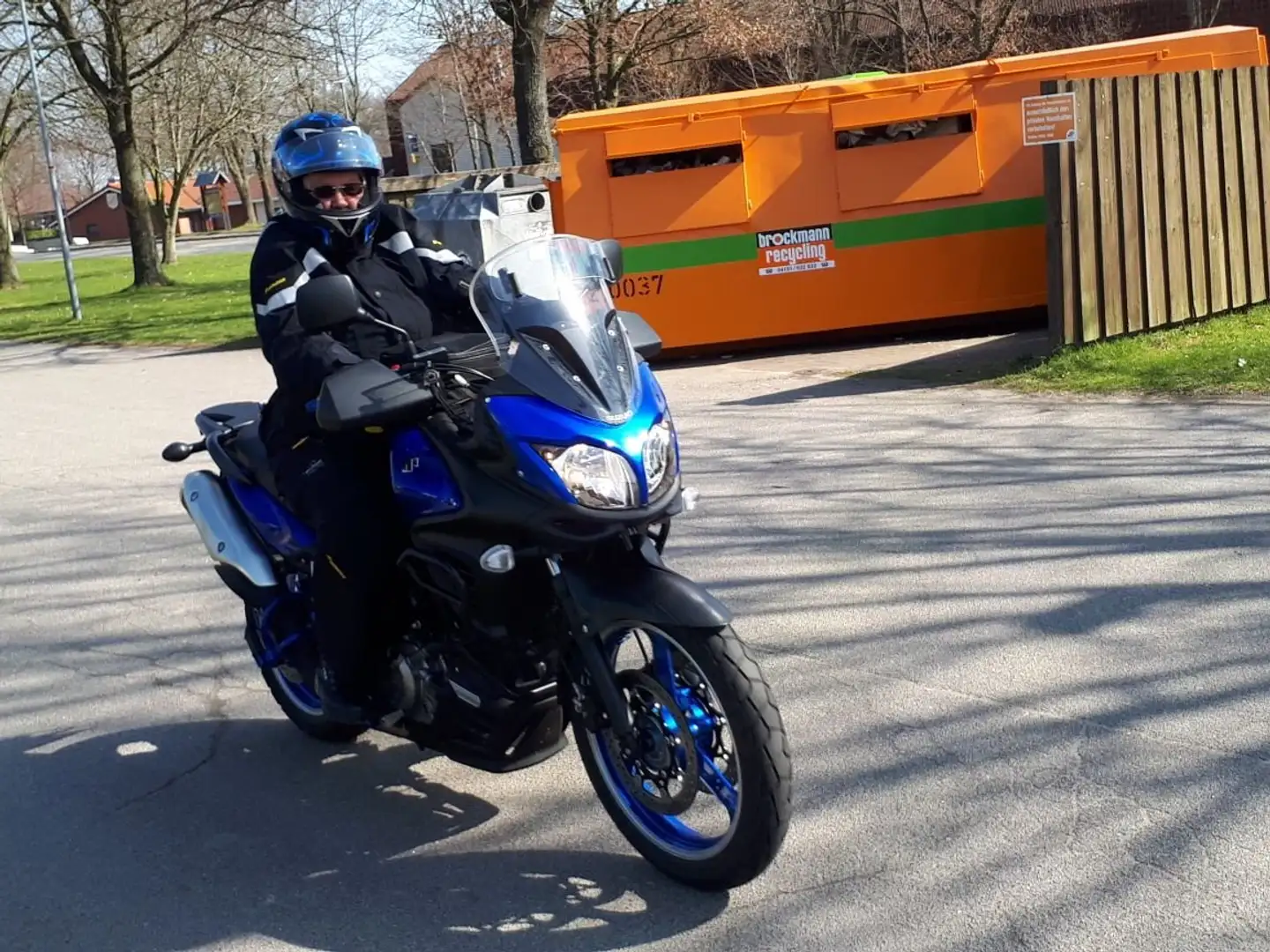 Suzuki V-Strom 650 Albastru - 1