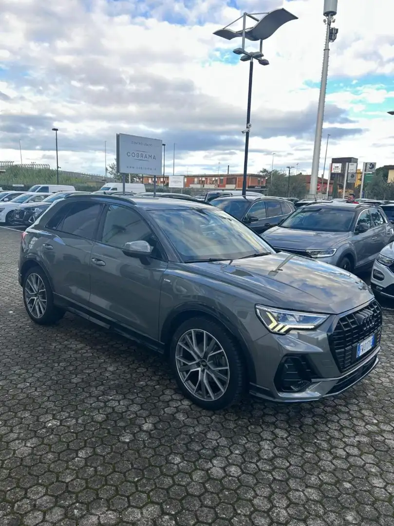 Audi Q3 35 TDI S tronic S line edition Grau - 2