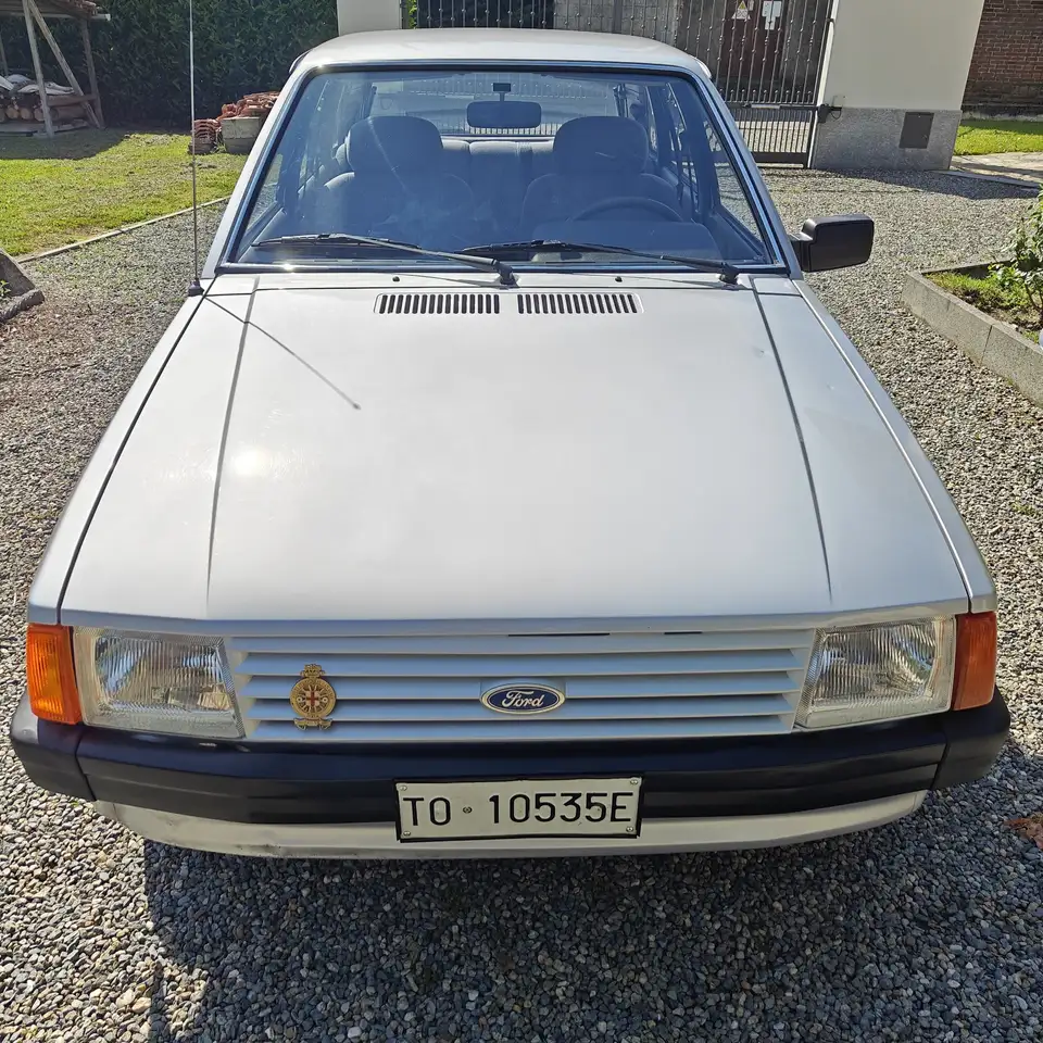 Ford Escort 5p 1.1 GL, foto 2